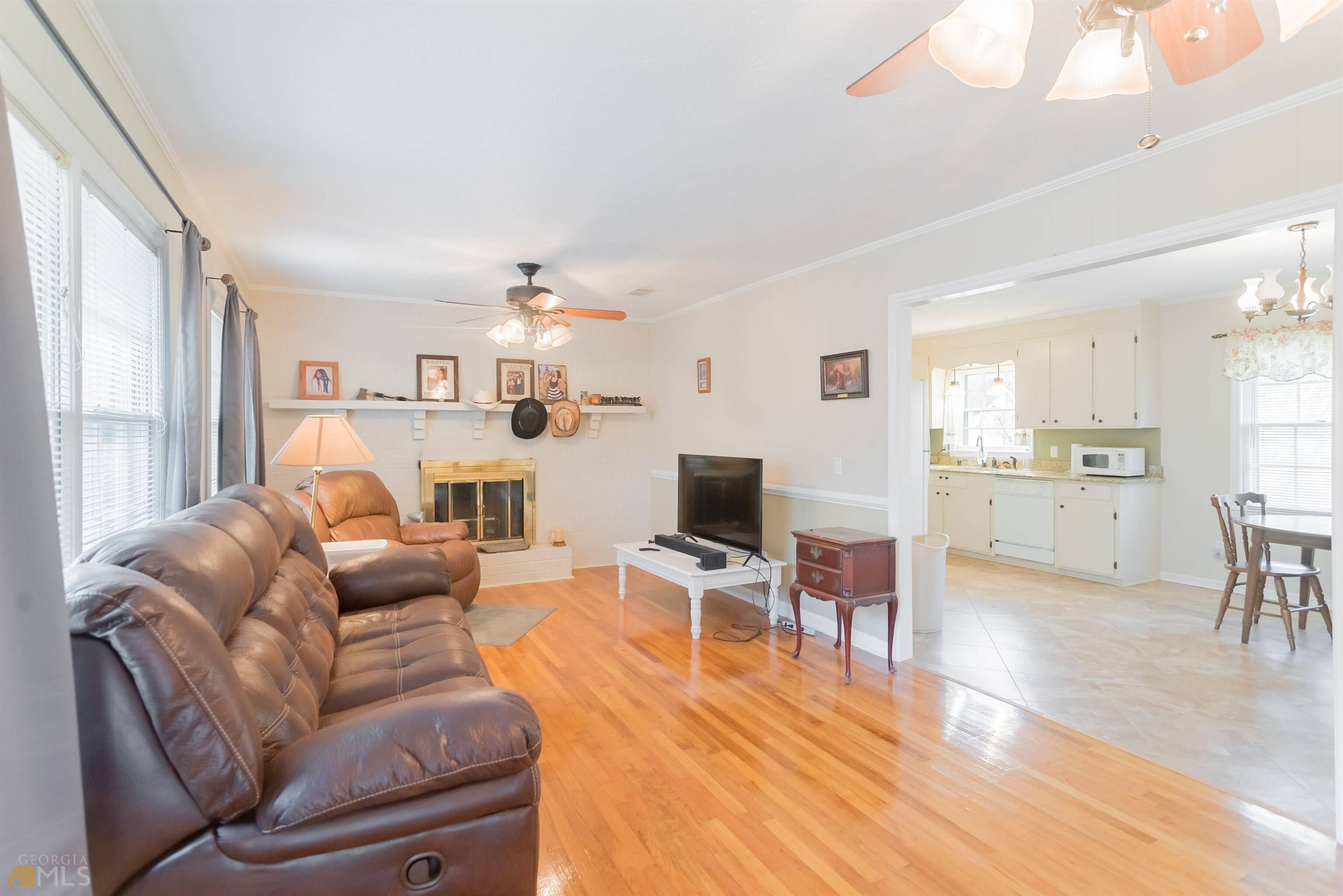 Swainsboro, GA 30401,353 Winter ST