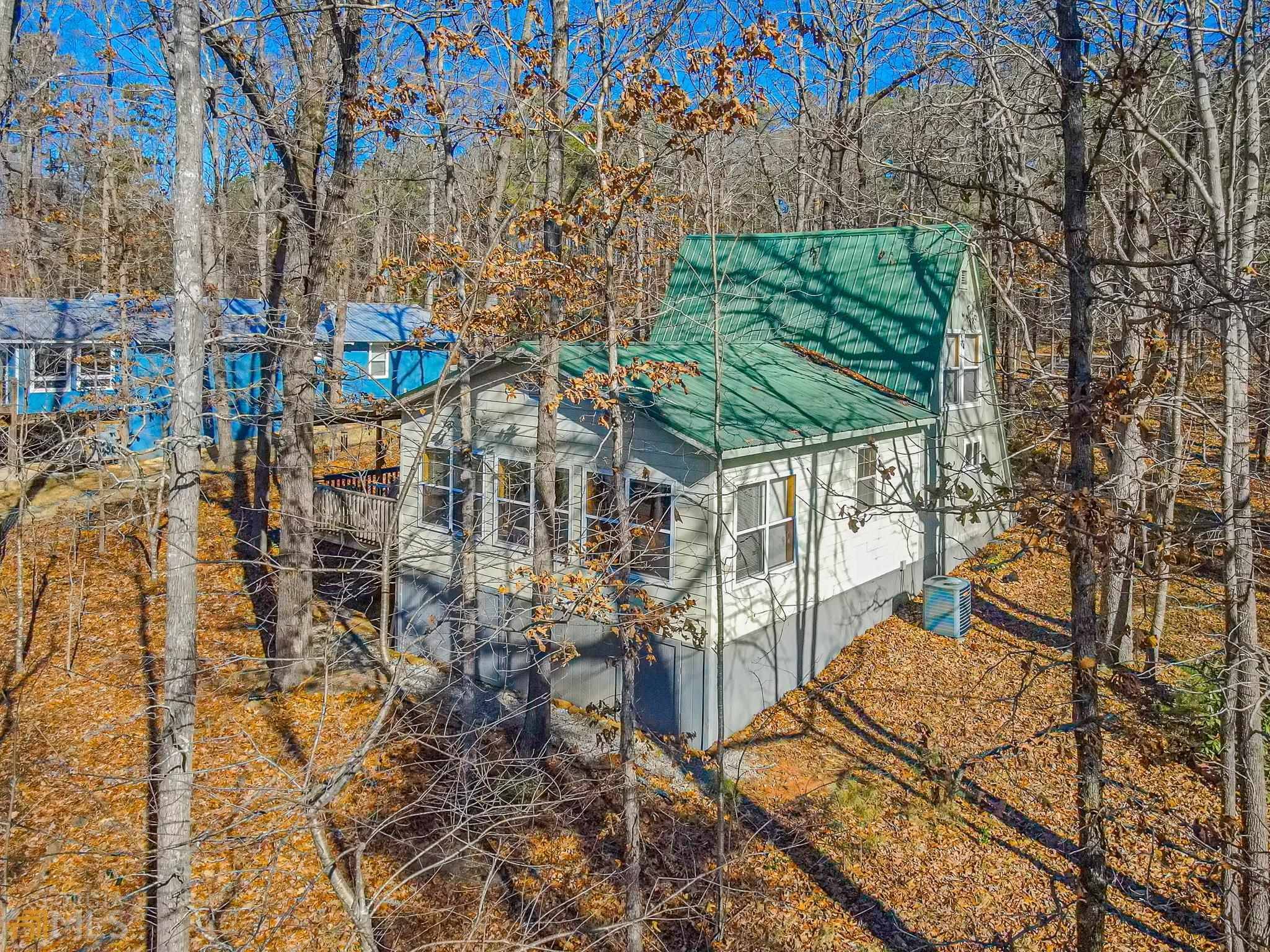 Hartwell, GA 30643,440 Paradise Point RD