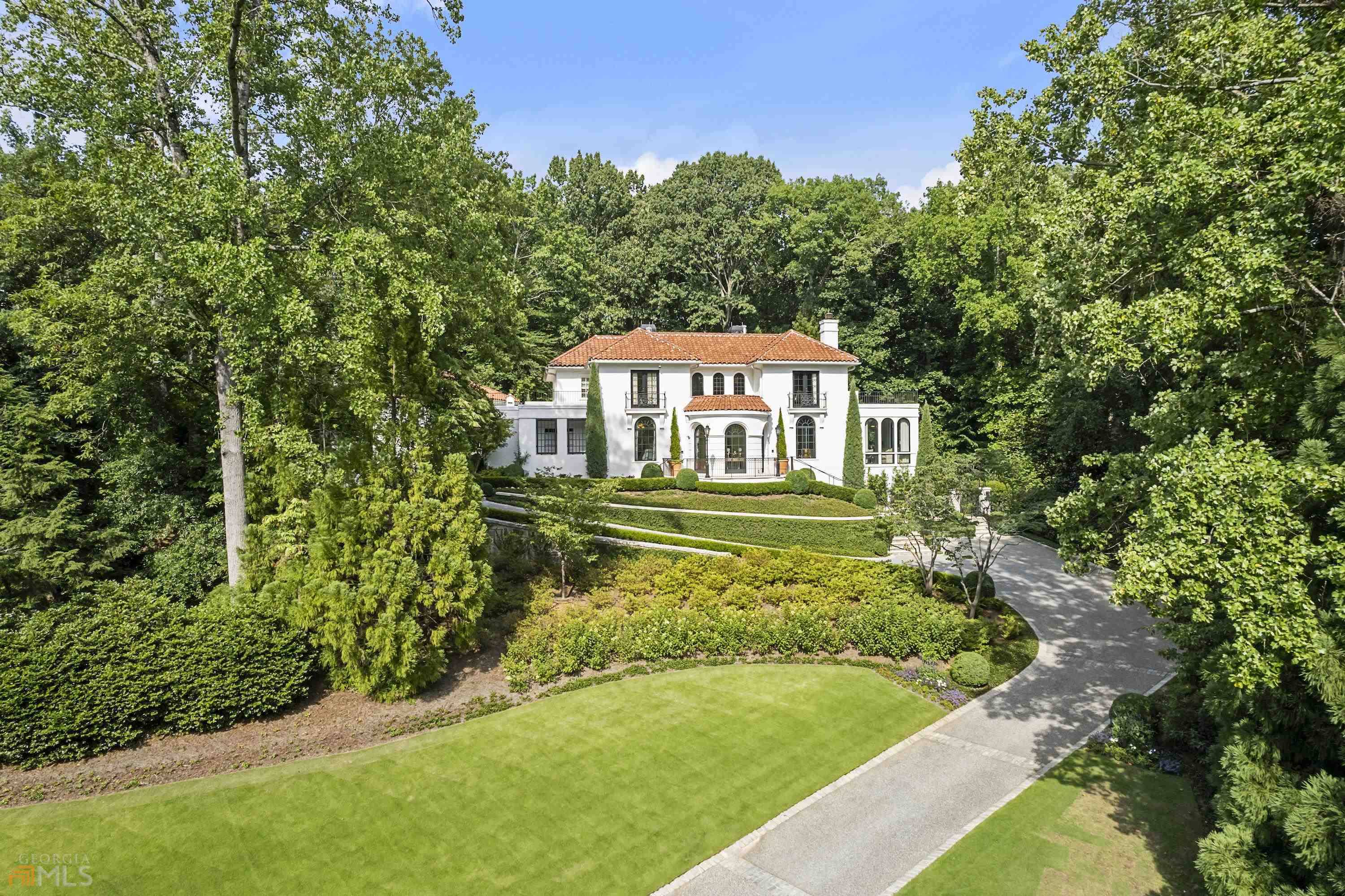 Atlanta, GA 30305,3571 Tuxedo Park