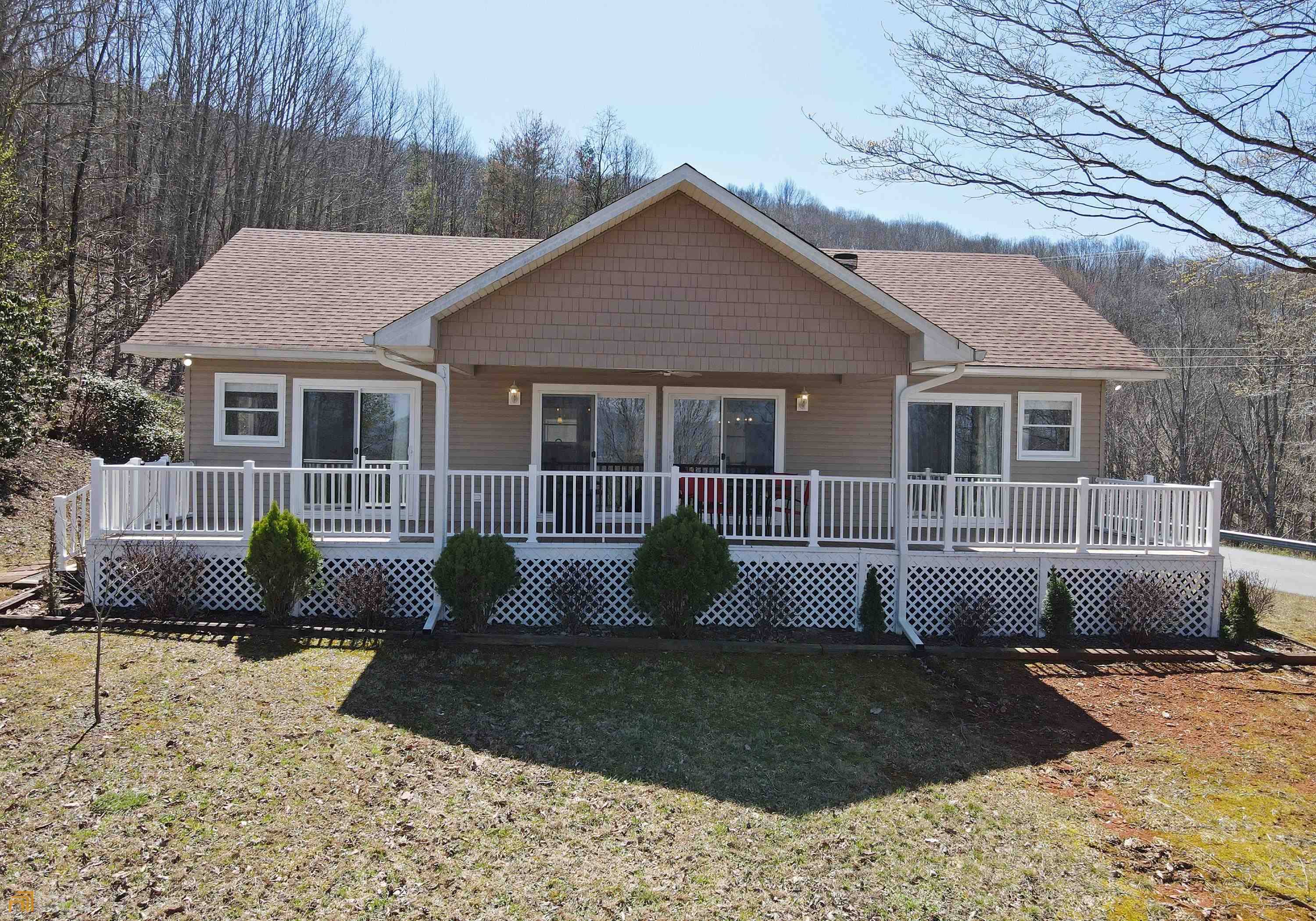 Hiawassee, GA 30546,950 Ramey Mountain