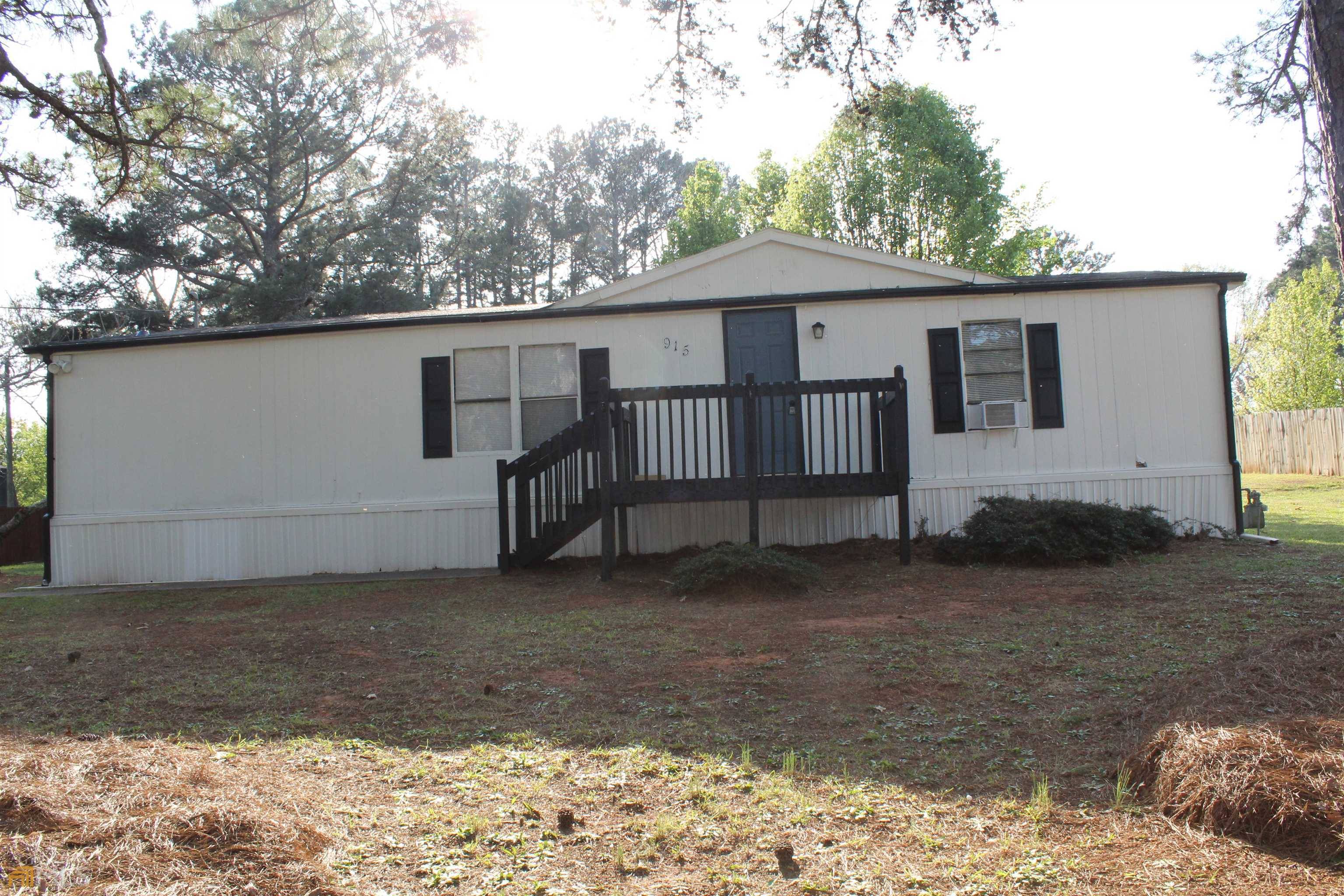 Hampton, GA 30228,915 Steele