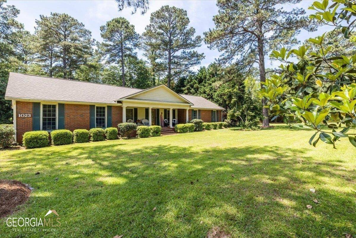 Perry, GA 31069,1023 N Davis