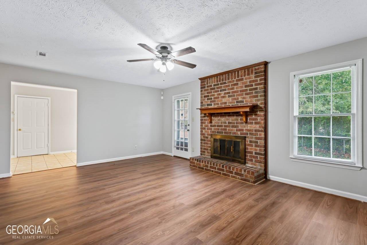 Ellenwood, GA 30294,5734 Potter CT