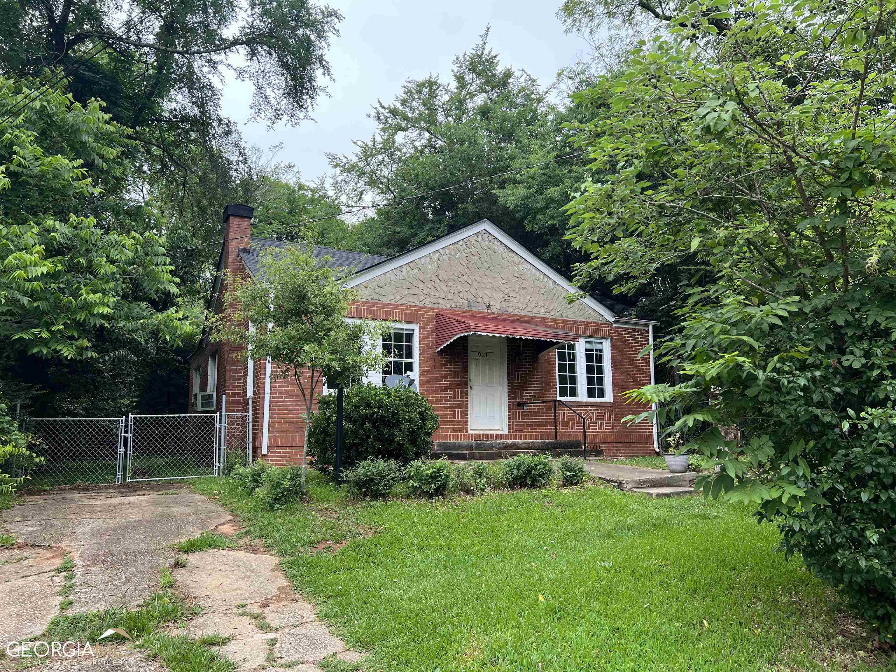 Milledgeville, GA 31061,921 W Thomas ST