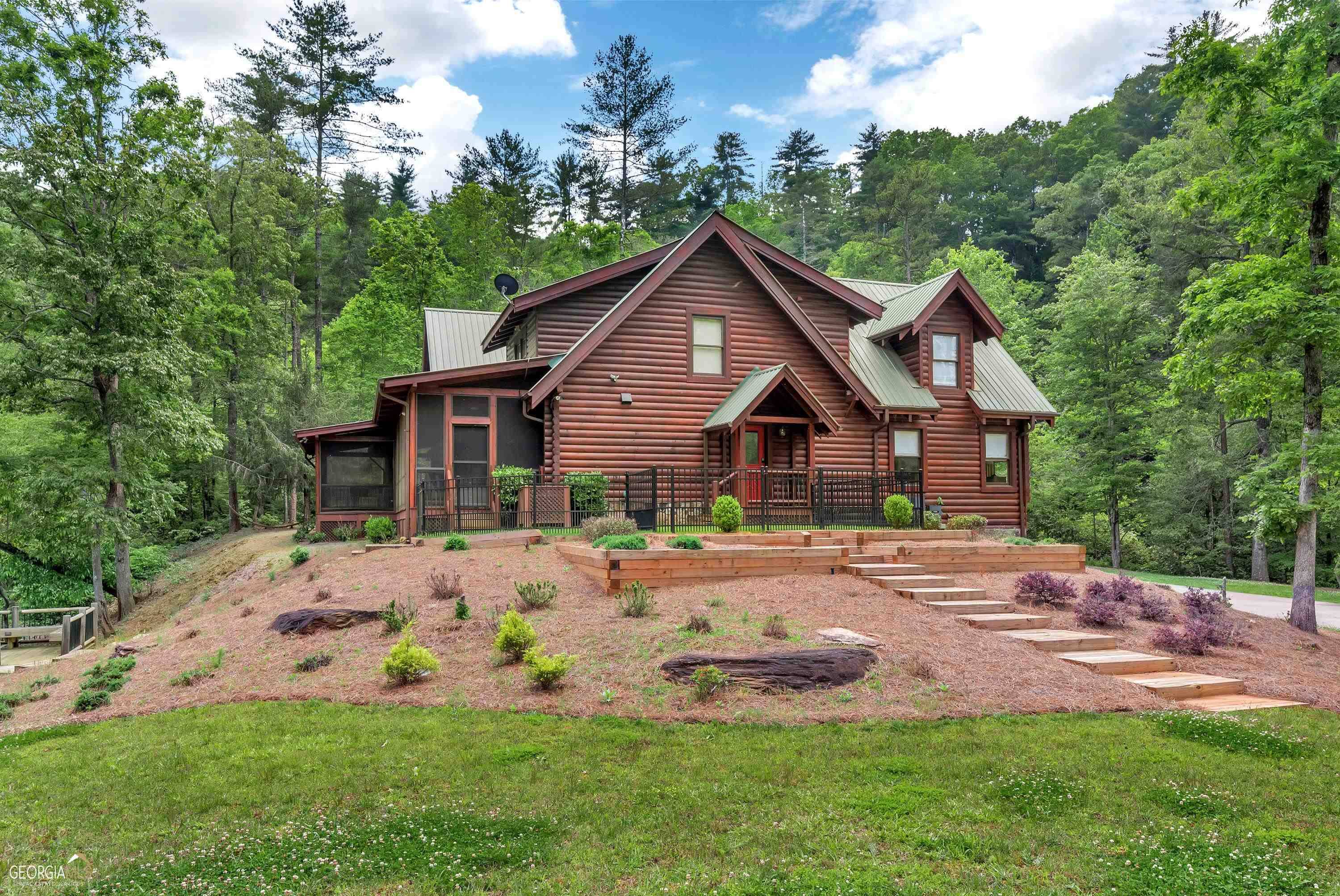 Dahlonega, GA 30533,685 Deerfield DR