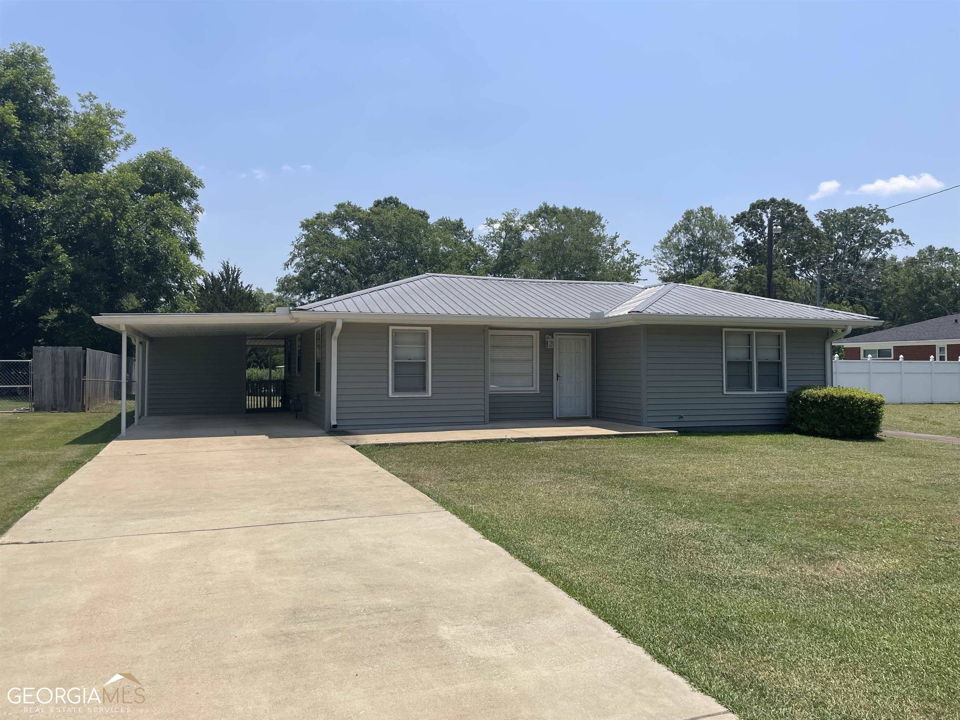 Valley, AL 36854,3202 16th AVE