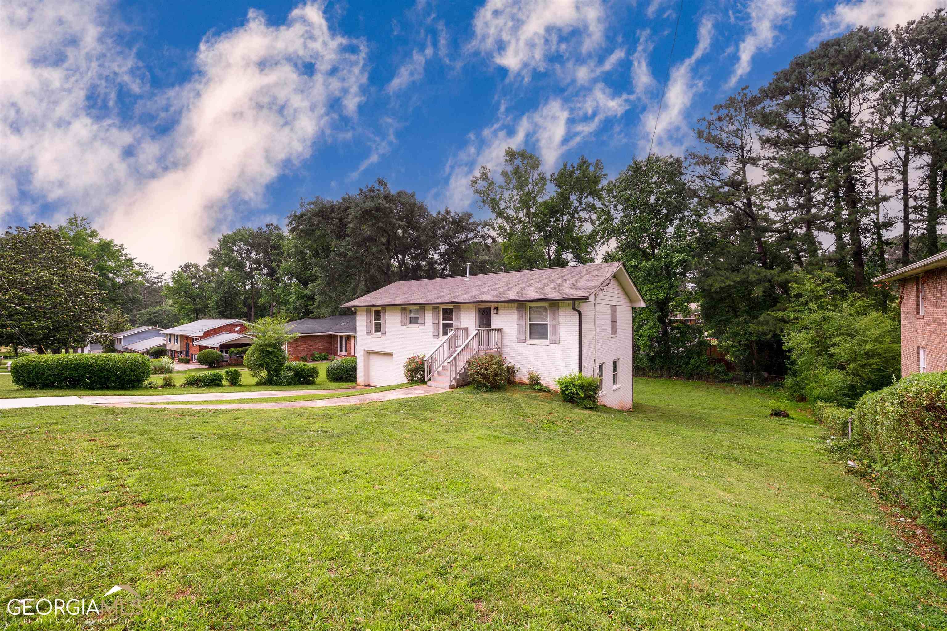 Decatur, GA 30032,2200 Rollingview DR