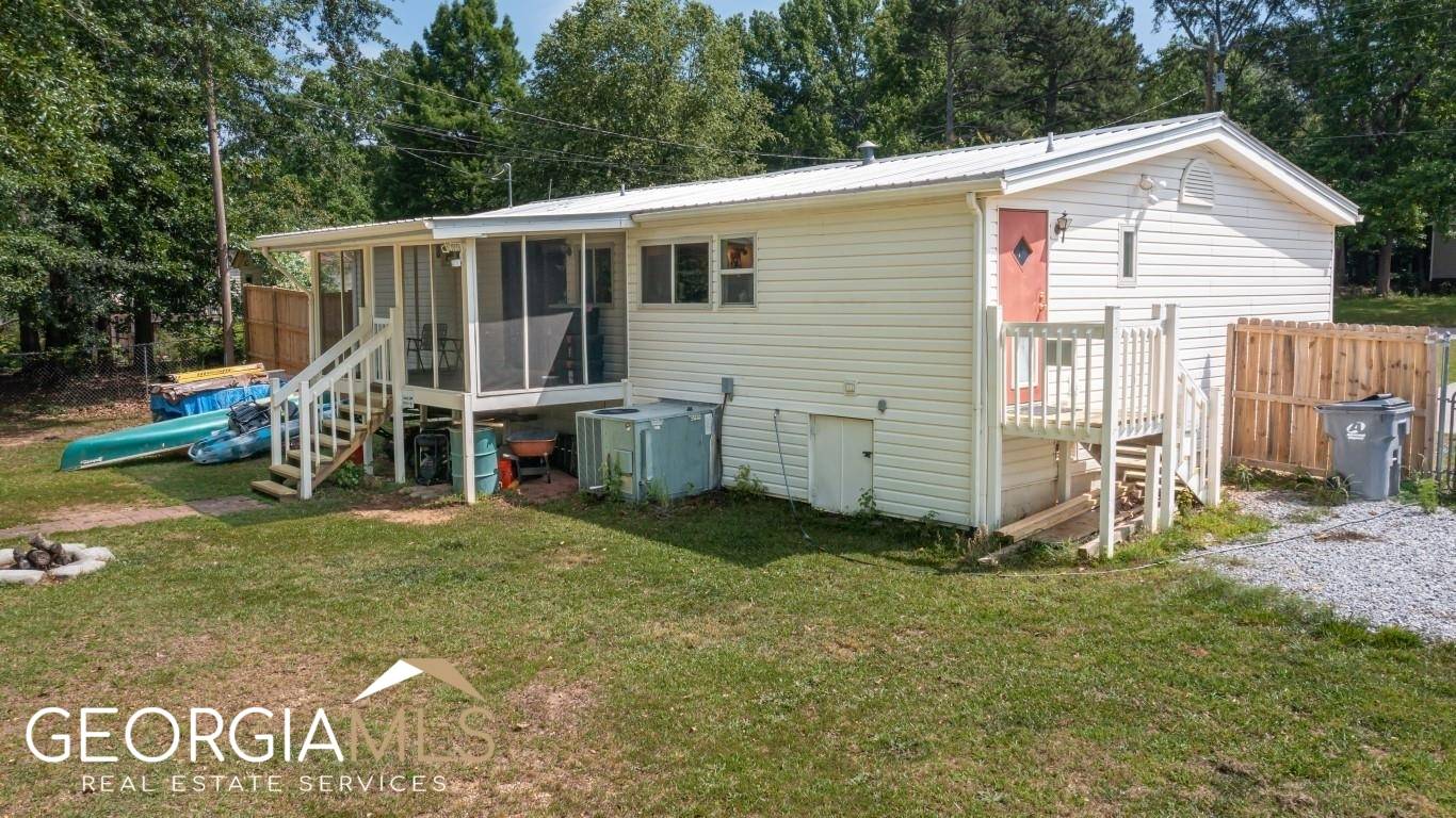 Locust Grove, GA 30248,251 Lakeview DR