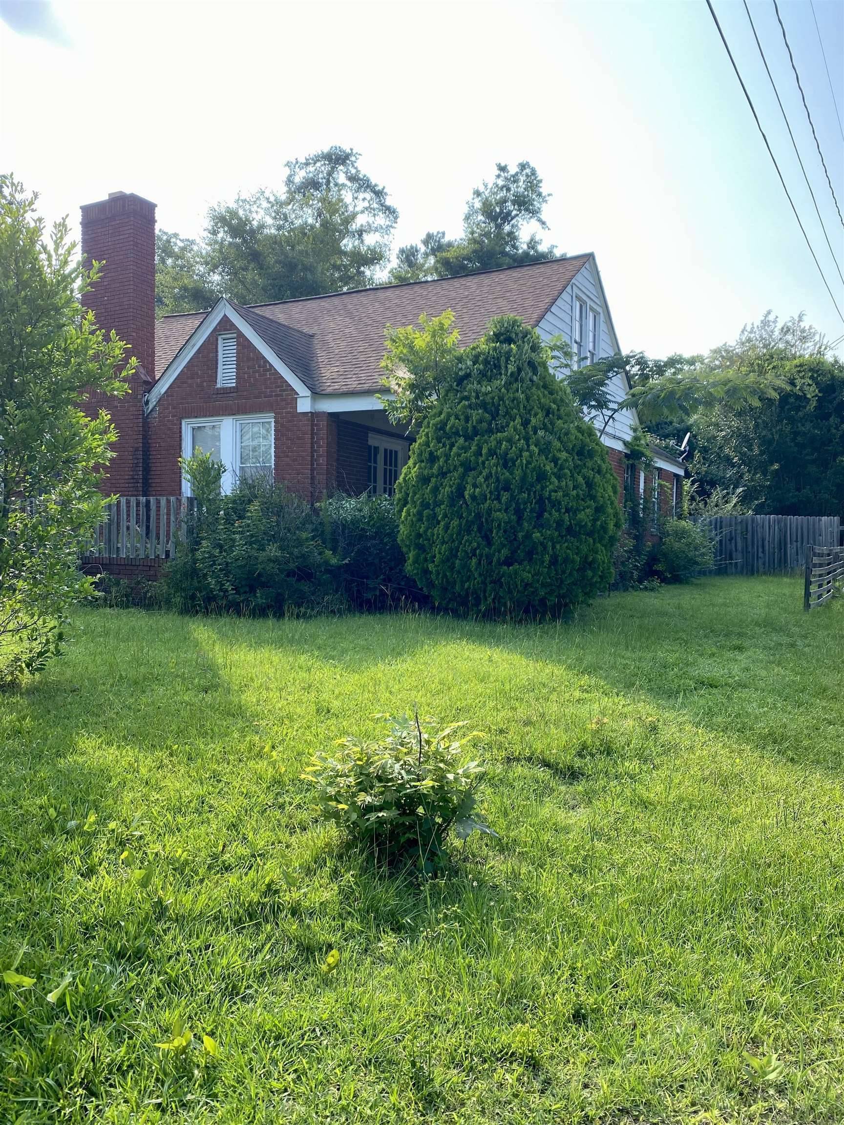 Swainsboro, GA 30401,318 Pine ST