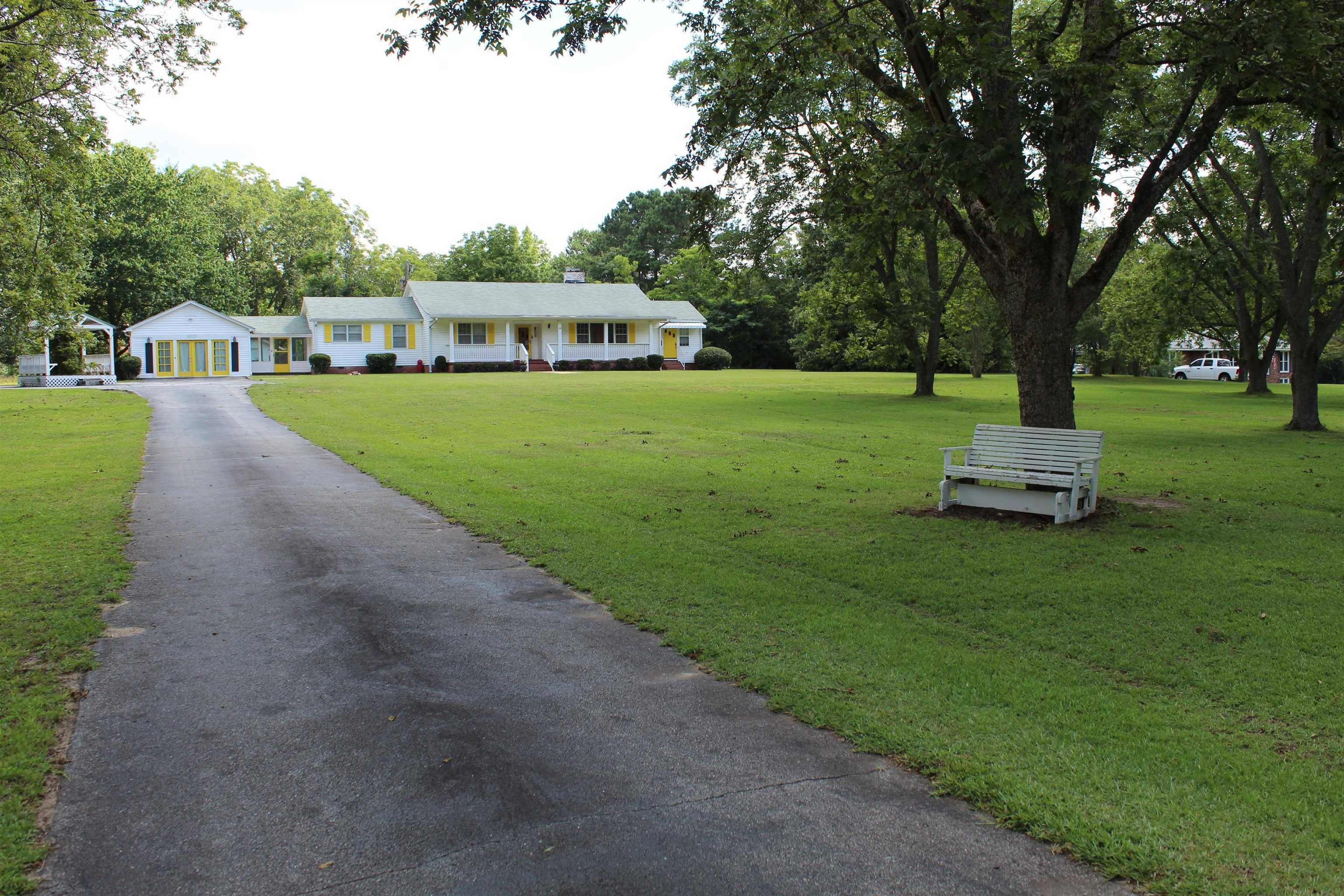 Pine Mountain, GA 31822,8829 Hamilton RD