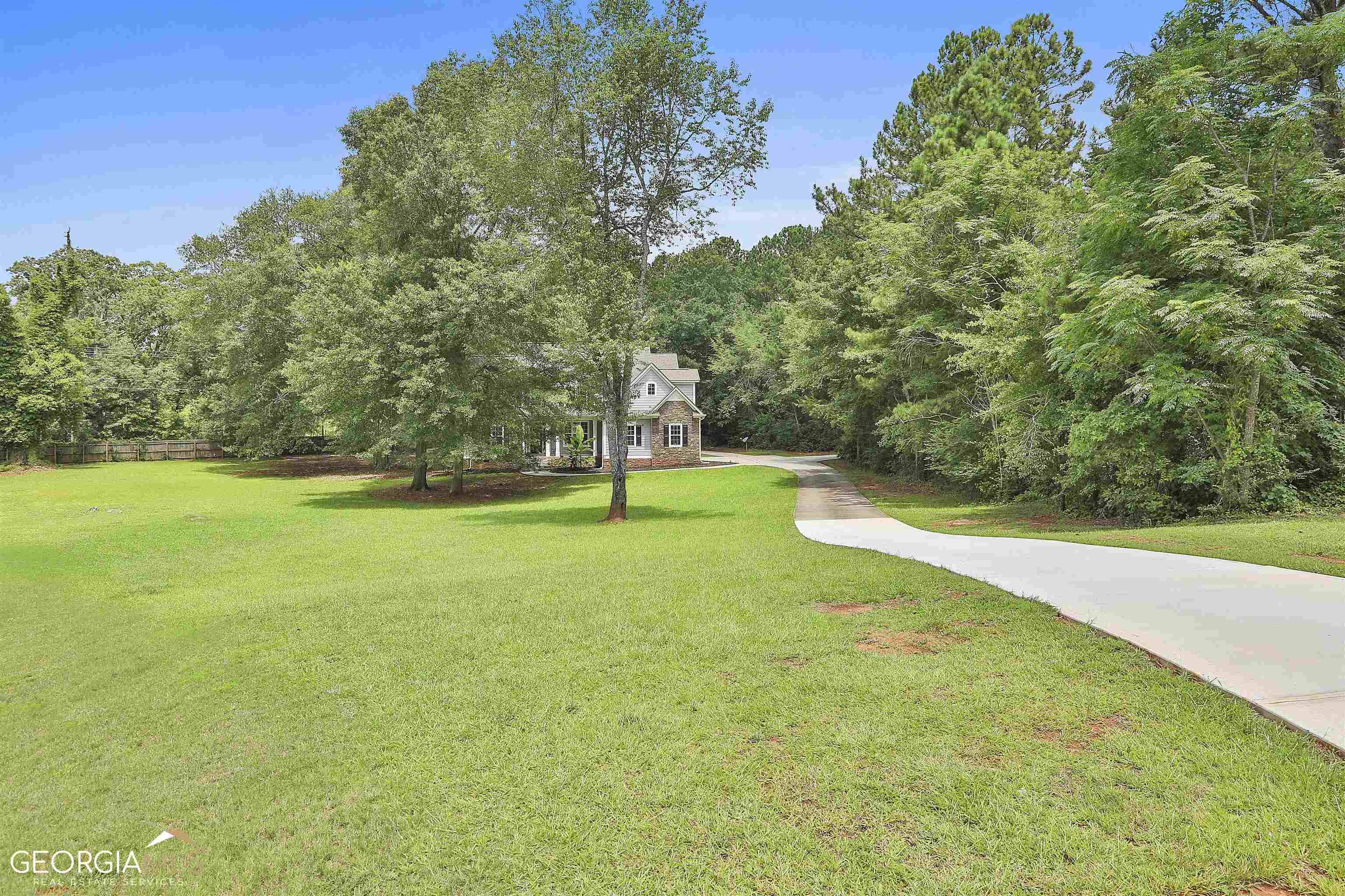 Griffin, GA 30224,55 Waters Edge CT