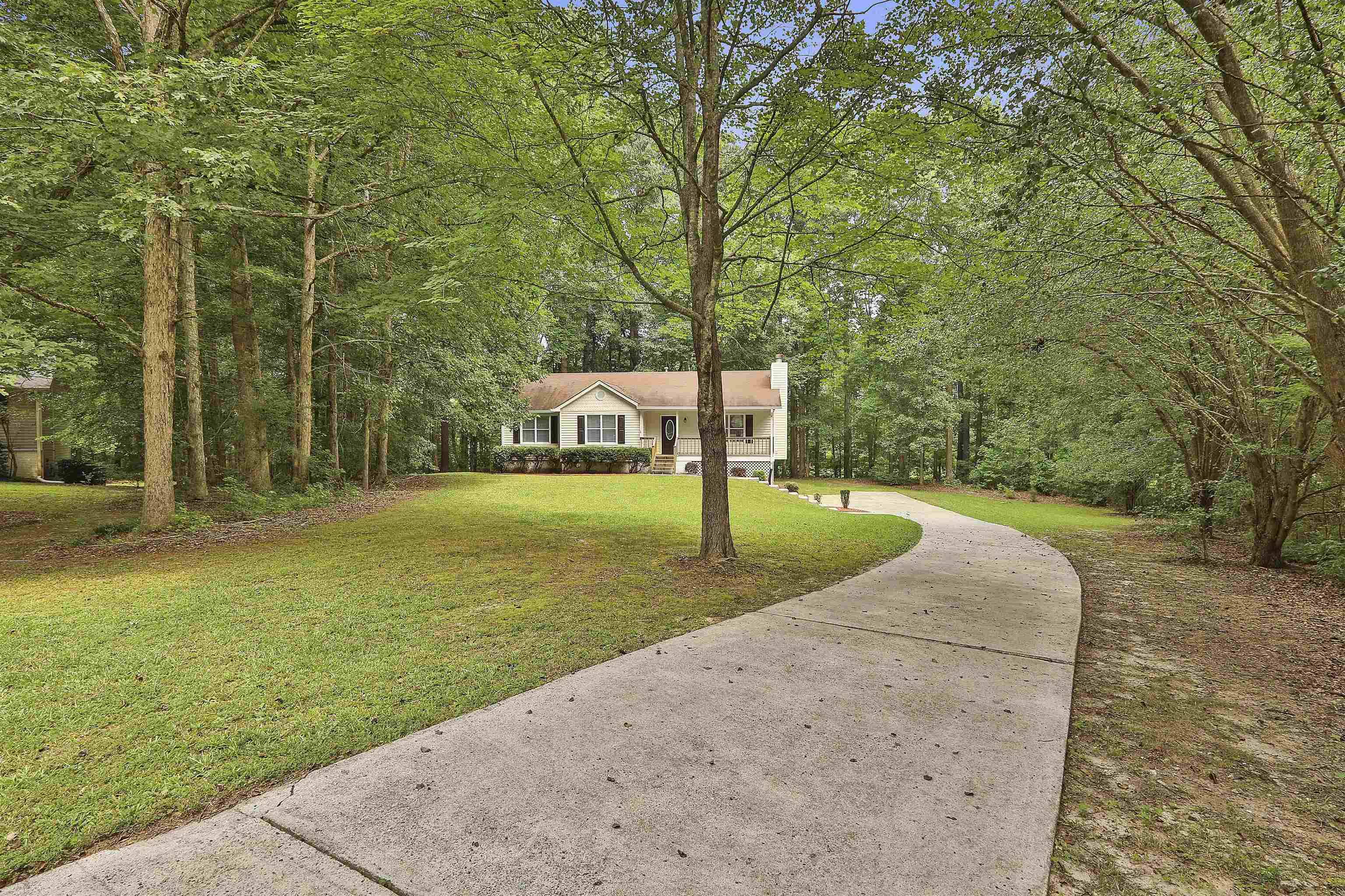Sharpsburg, GA 30277,126 Doe Run DR