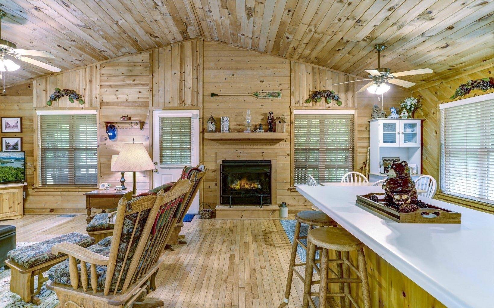 Hiawassee, GA 30546,2757 Whipporwill LN