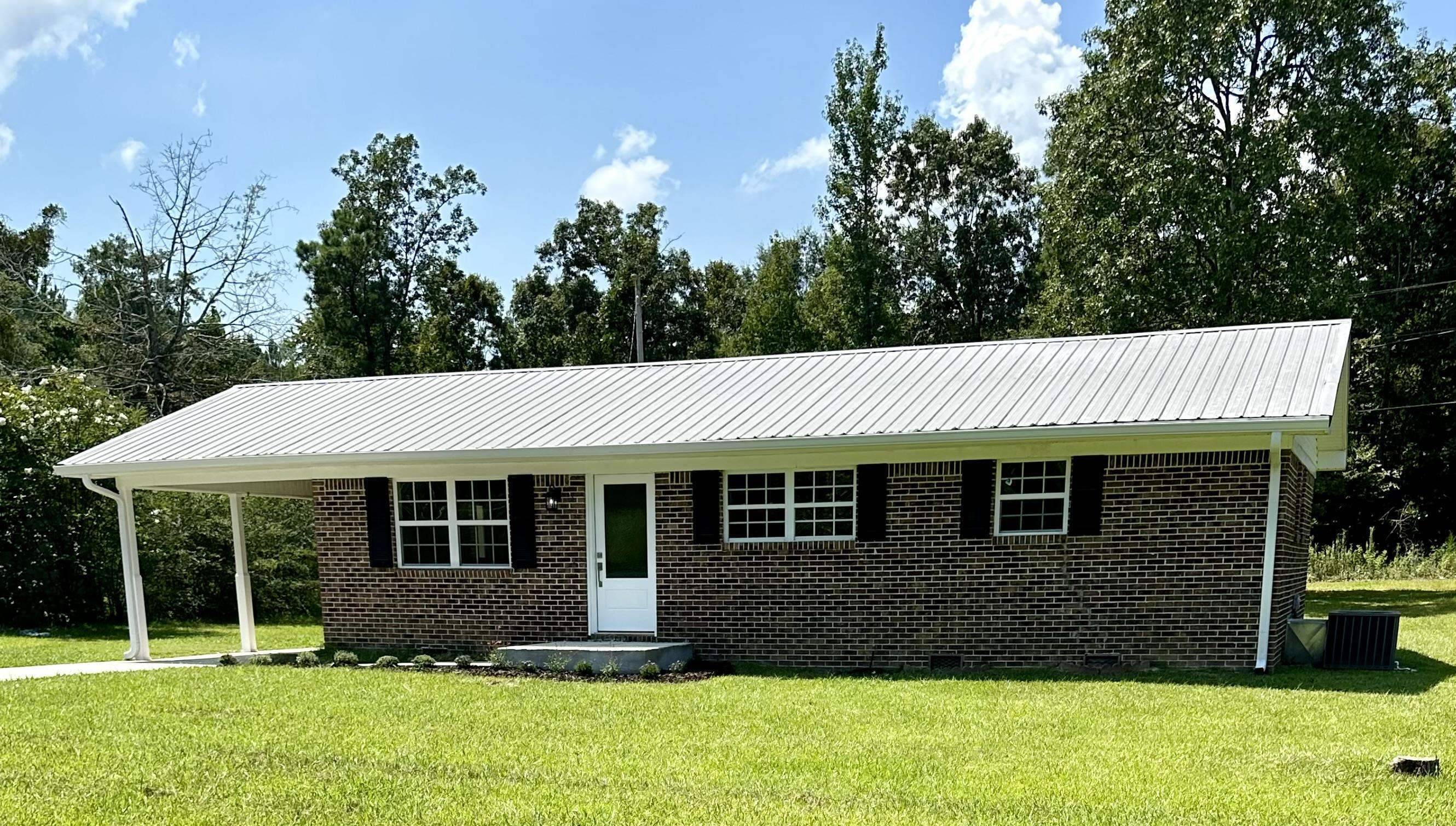 Centre, AL 35960,6 Woodland DR