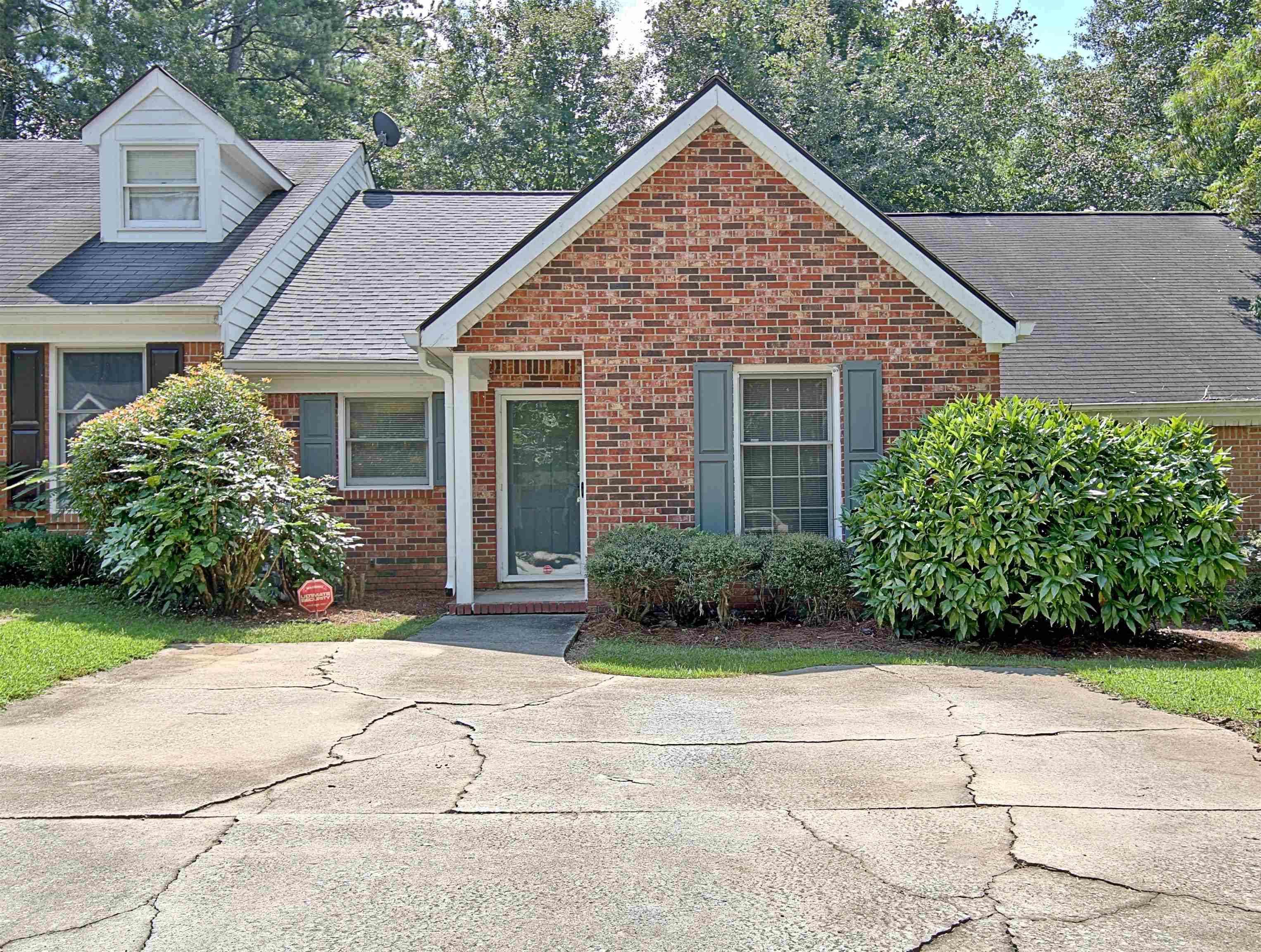 Fayetteville, GA 30214,115 Williamsburg WAY