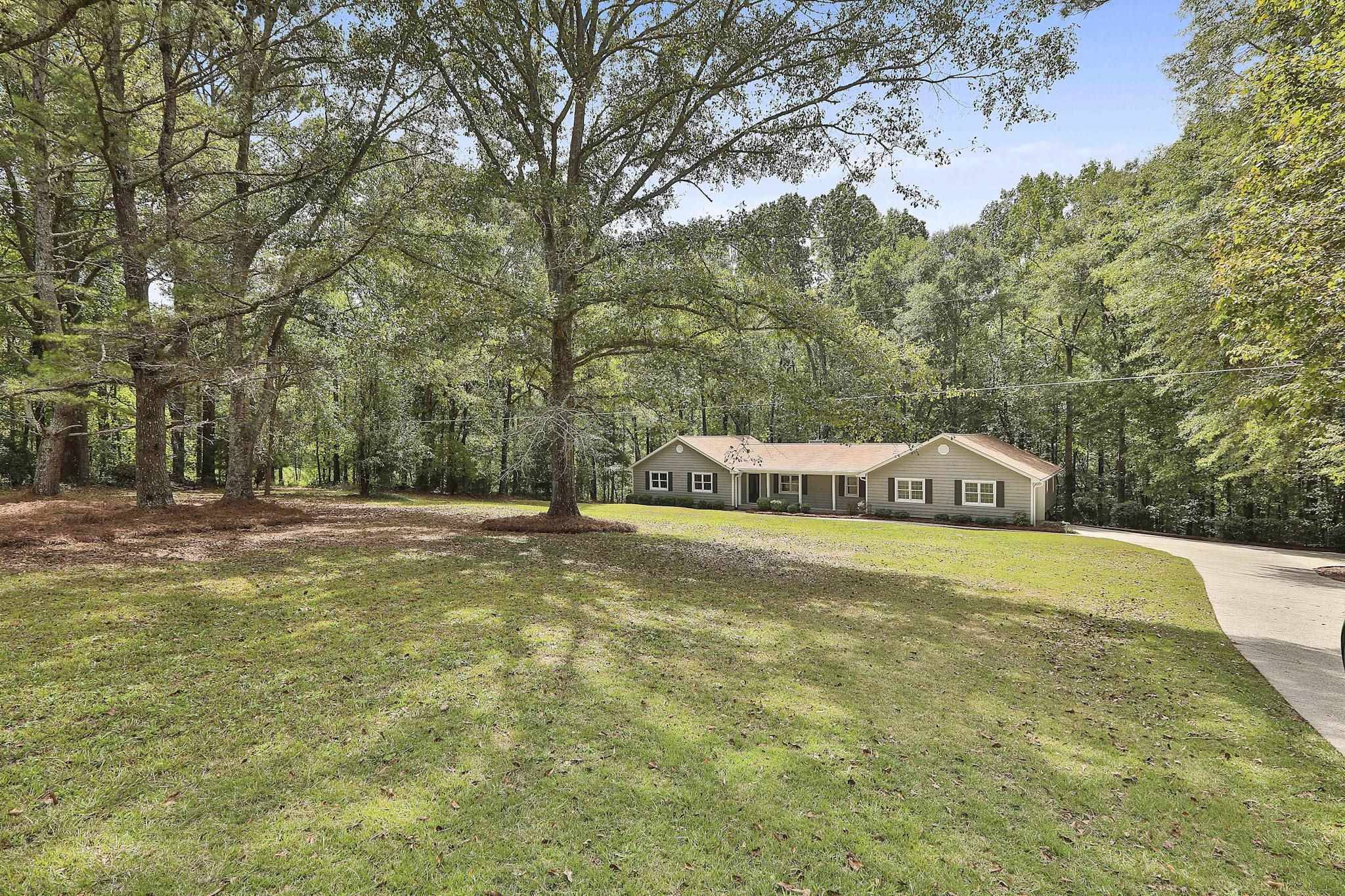 Moreland, GA 30259,239 Bear Creek