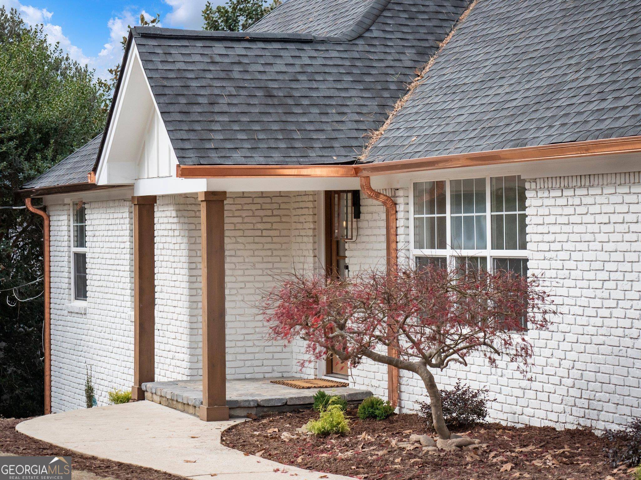 Sandy Springs, GA 30328,690 Amberidge TRL