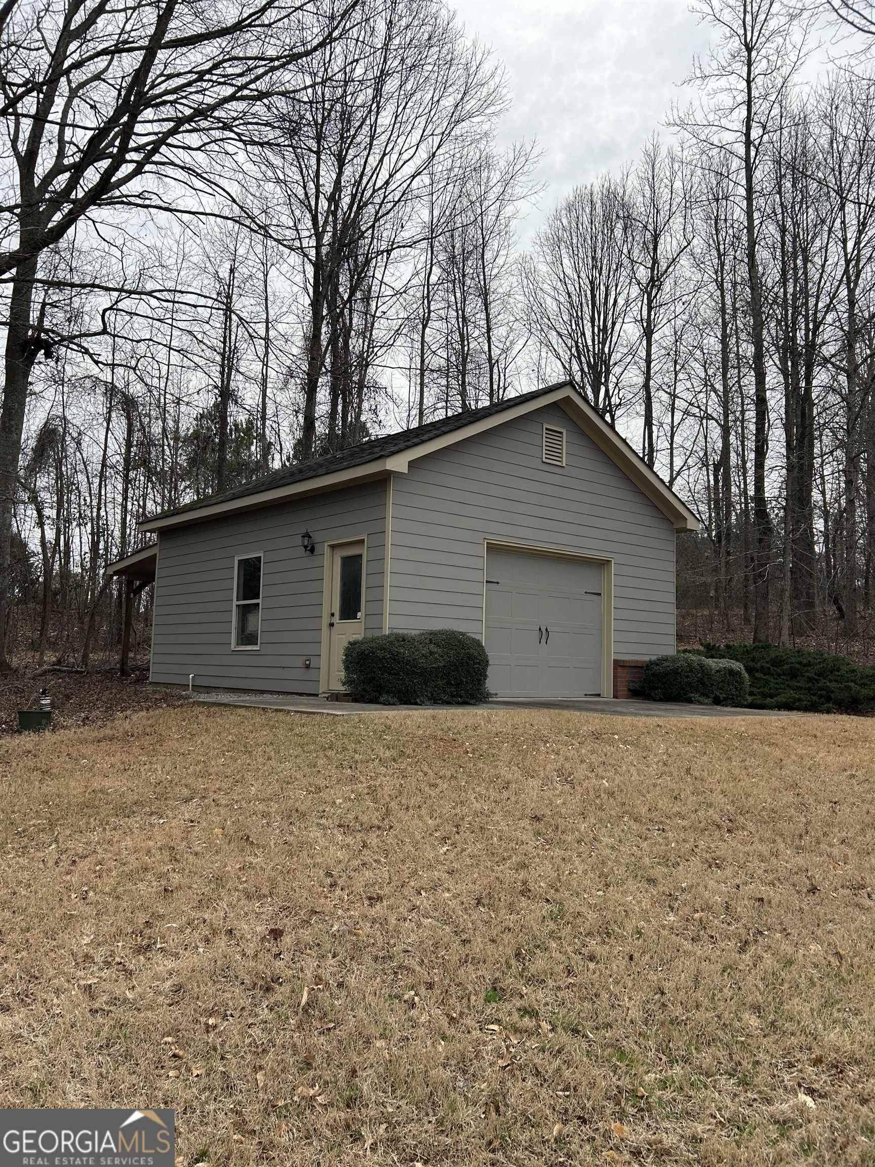 Jefferson, GA 30549,572 Lake Crest DR
