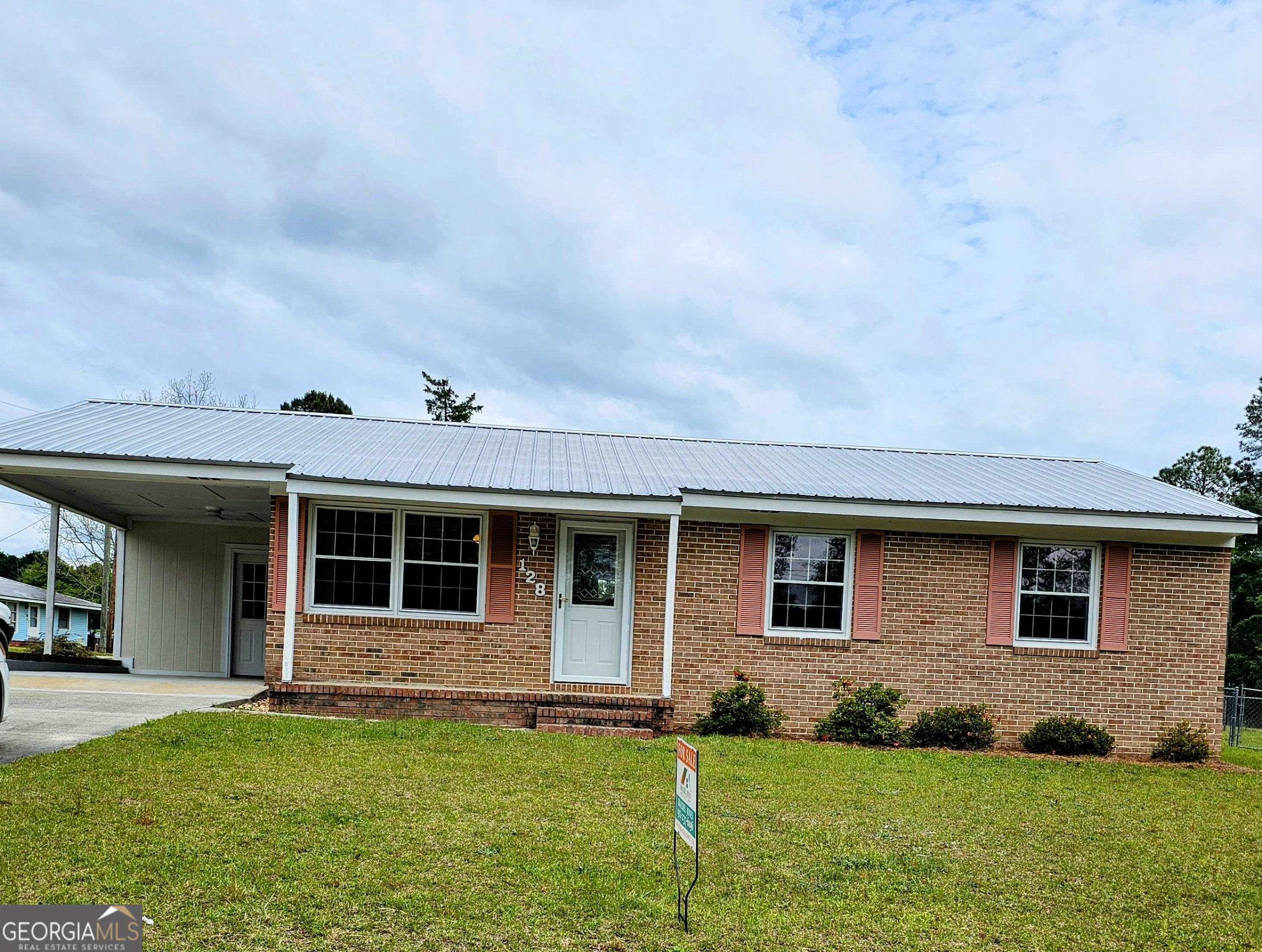 Swainsboro, GA 30401,128 Happiness DR