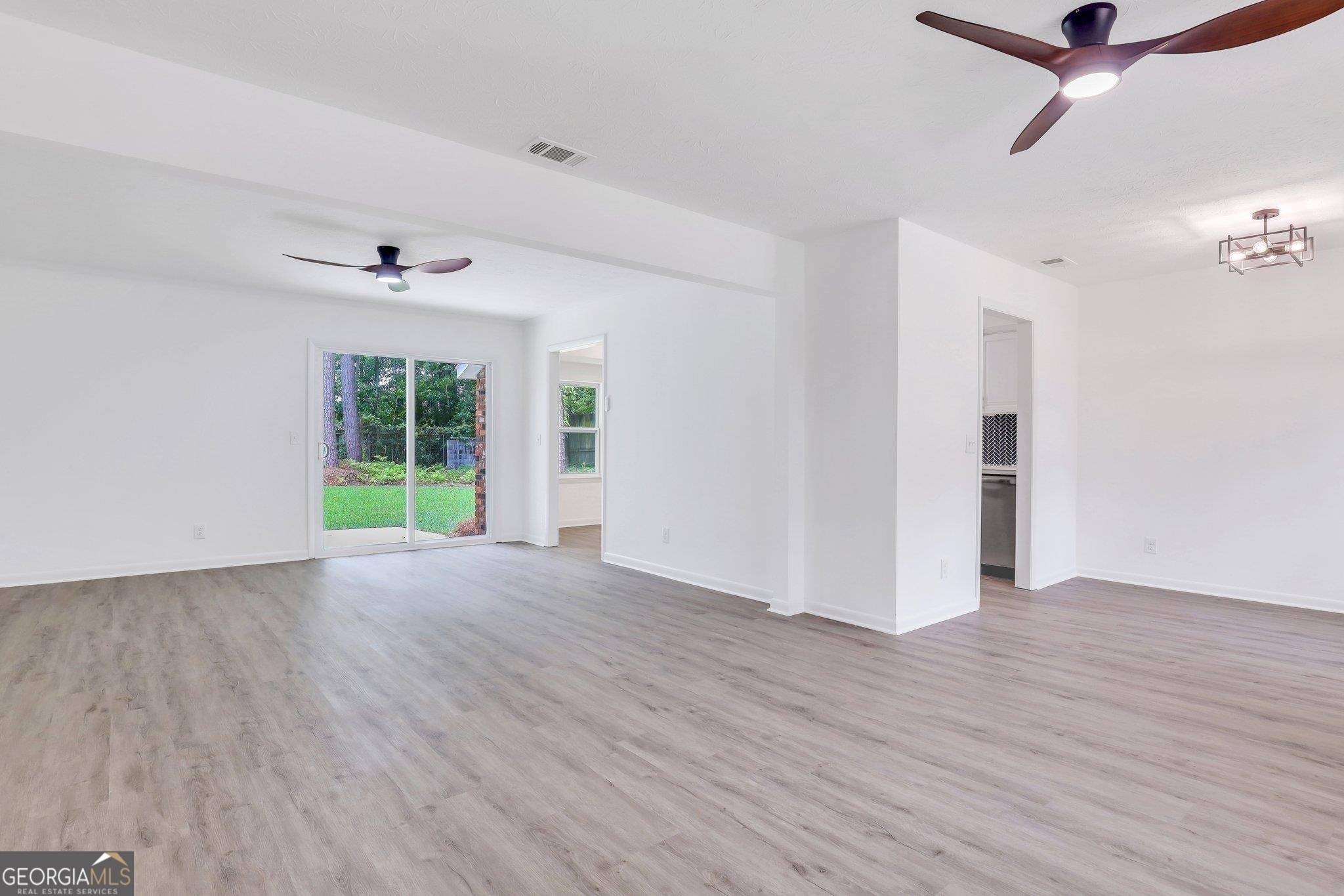 Savannah, GA 31404,118 Backshell RD