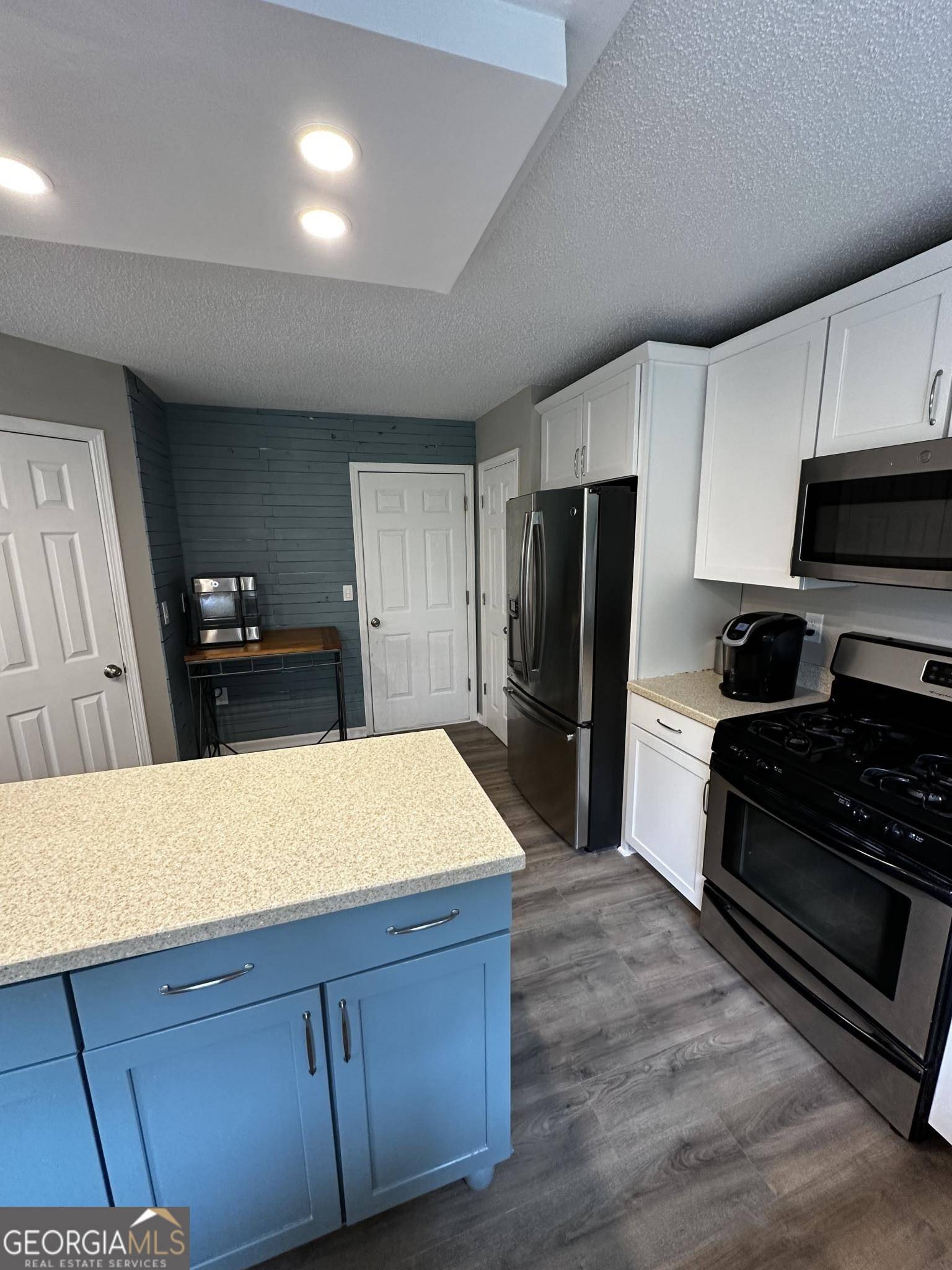 Cumming, GA 30041,3320 Lakeheath DR