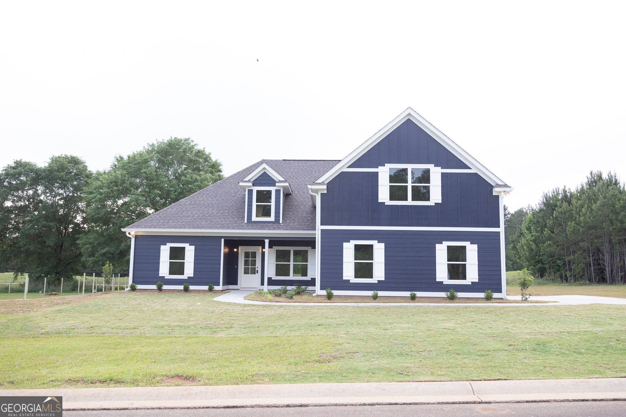 Lanett, AL 36863,723 Riverside EST