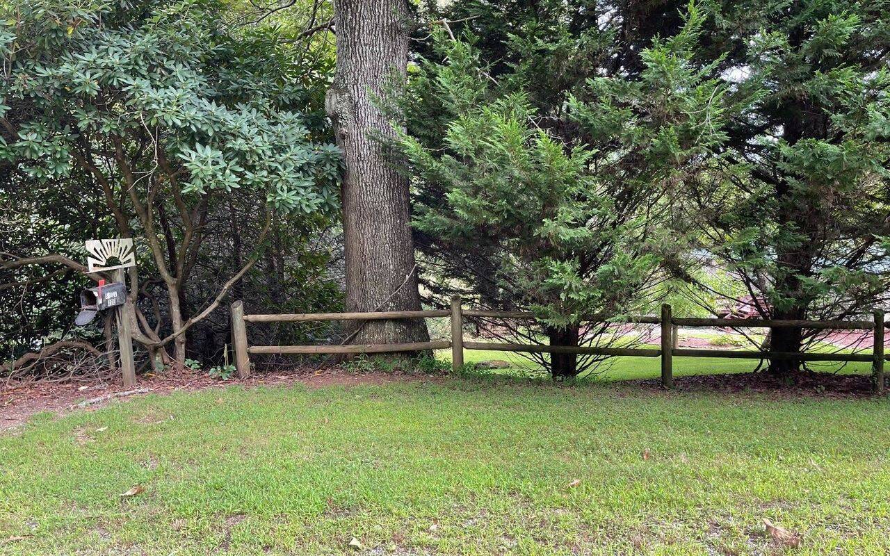 Hayesville, NC 28904,LOT 27 Sneaking Creek DR
