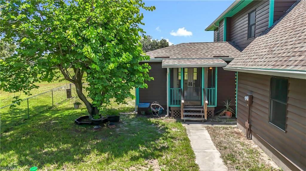 Sarasota, FL 34240,16021 Winburn DR S