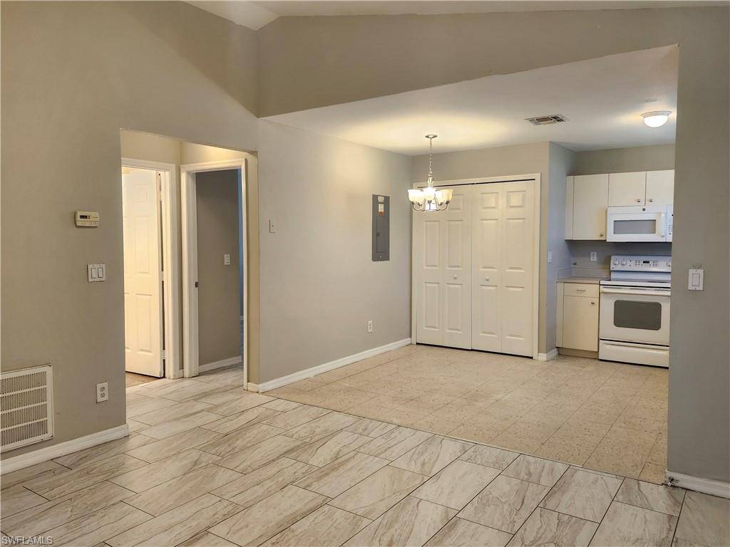Lehigh Acres, FL 33973,4527 19th ST SW