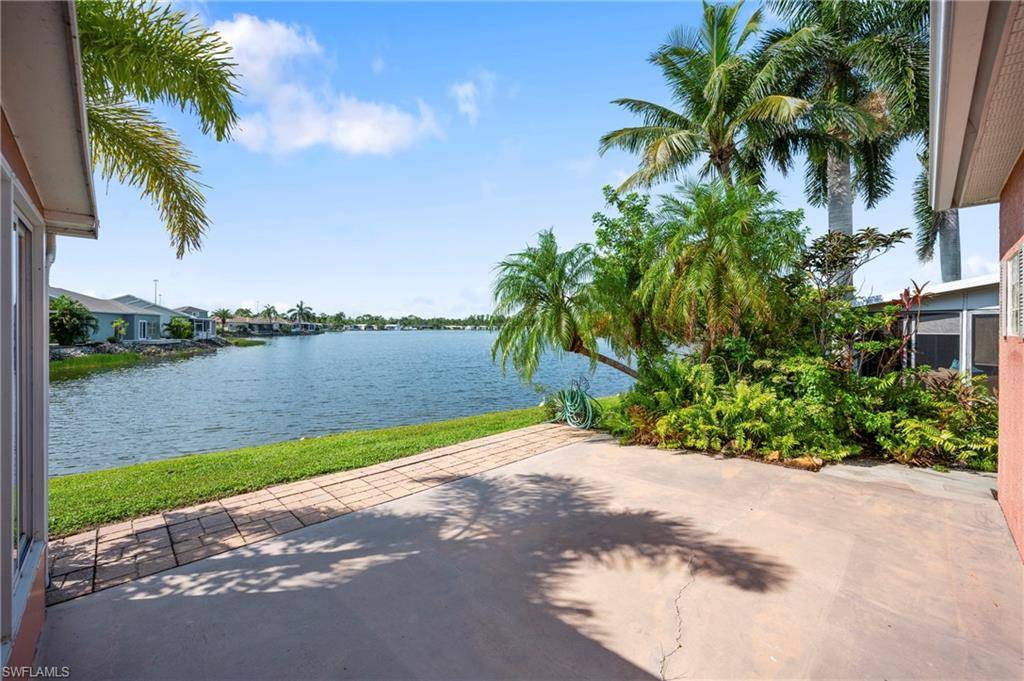 Estero, FL 33928,10726 Parrot Cove CIR