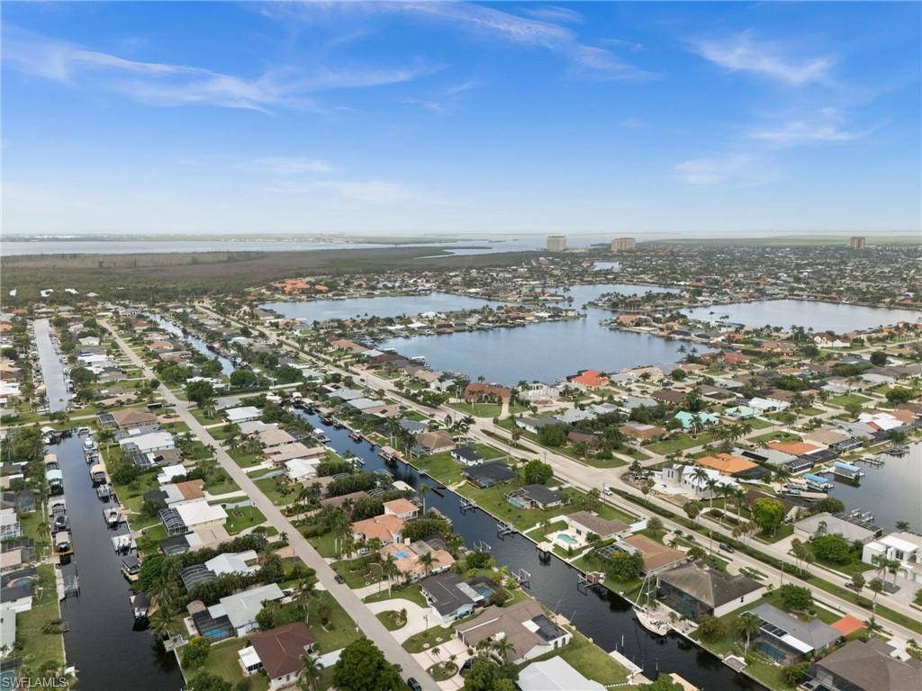 Cape Coral, FL 33914,5122 SW 3rd AVE