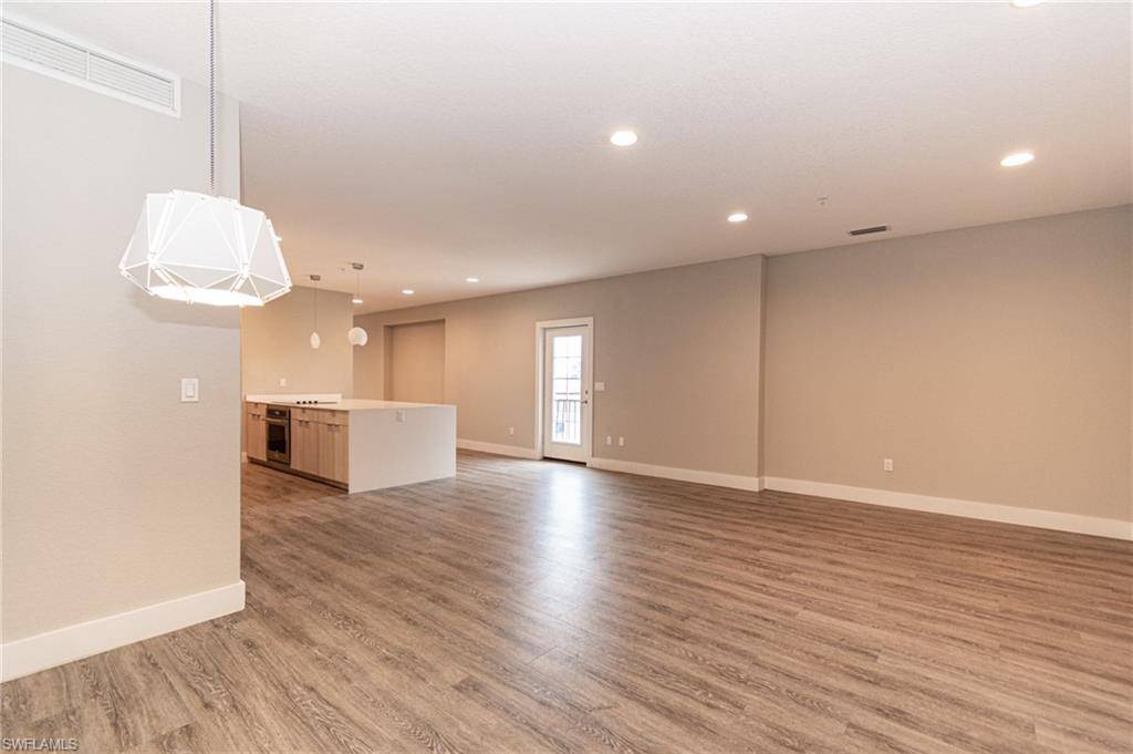 Cape Coral, FL 33904,4645 SE 11th PL #301