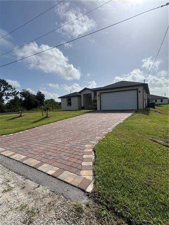 Lehigh Acres, FL 33971,104 Olive CIR