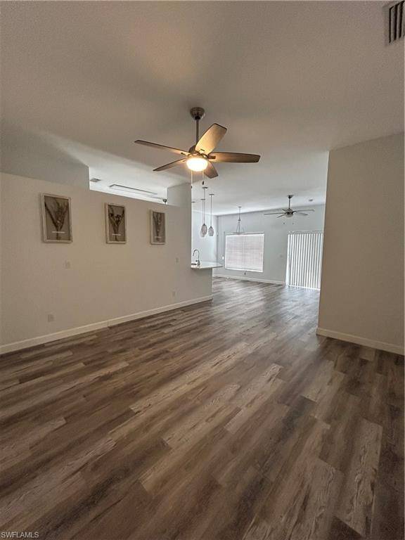Estero, FL 33928,10700 Aqua Surf CT