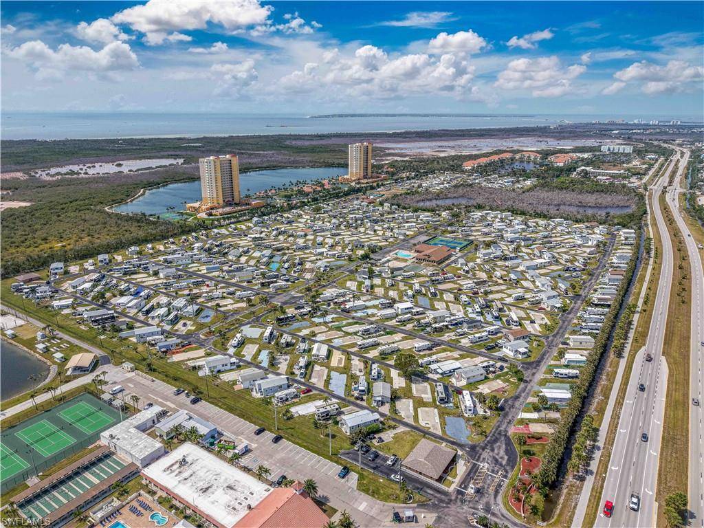 Fort Myers, FL 33908,19681 Summerlin #176 RD