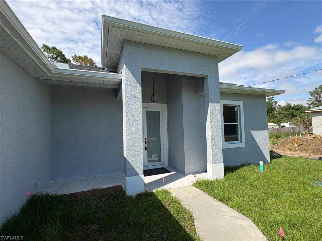 Lehigh Acres, FL 33974,937 Sentinela BLVD