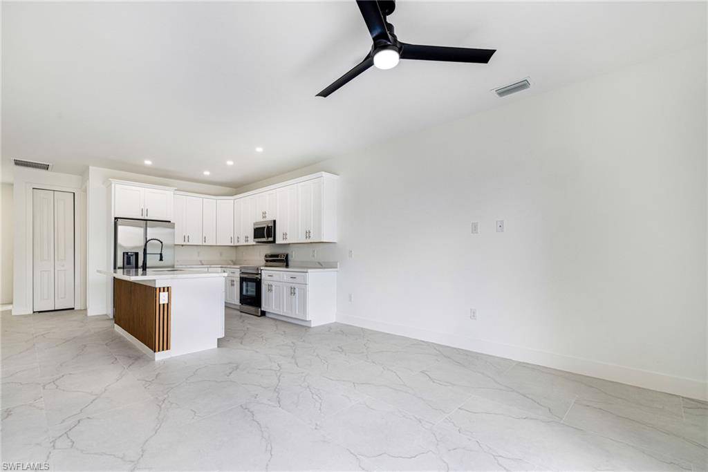 Lehigh Acres, FL 33973,2406 Hightower AVE S