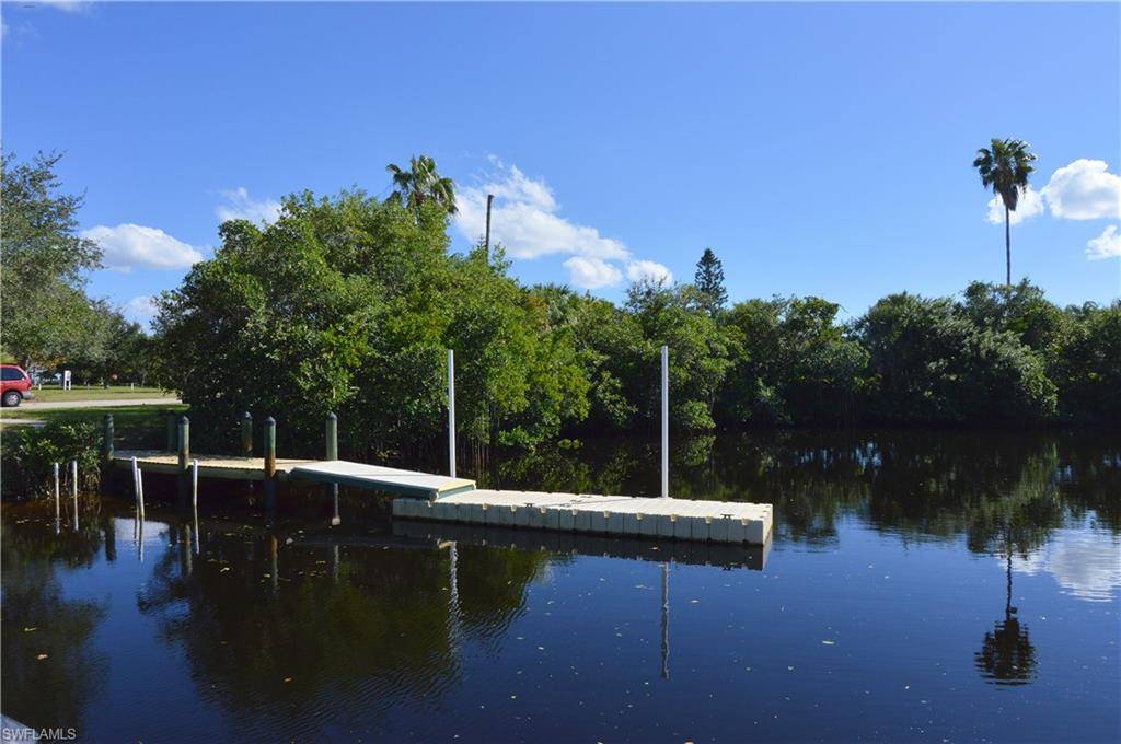 Port Charlotte, FL 33981,5172 Anderson RD