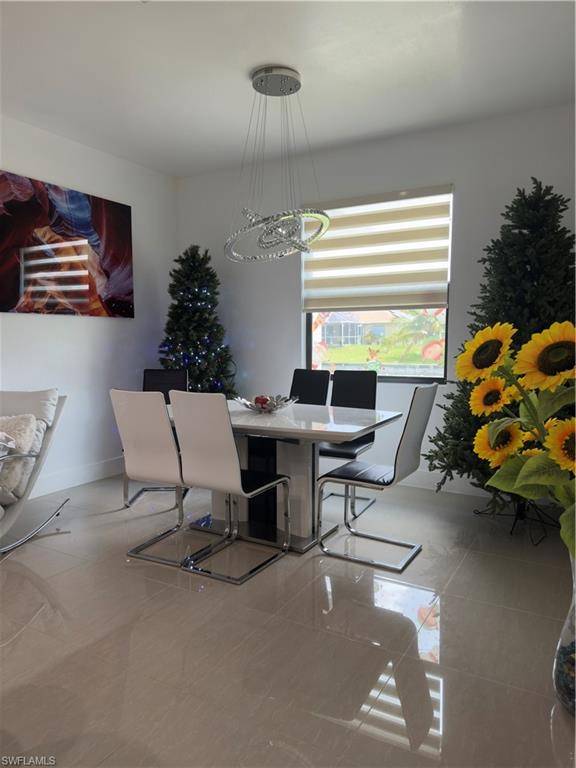 Cape Coral, FL 33991,943 SW 15th PL