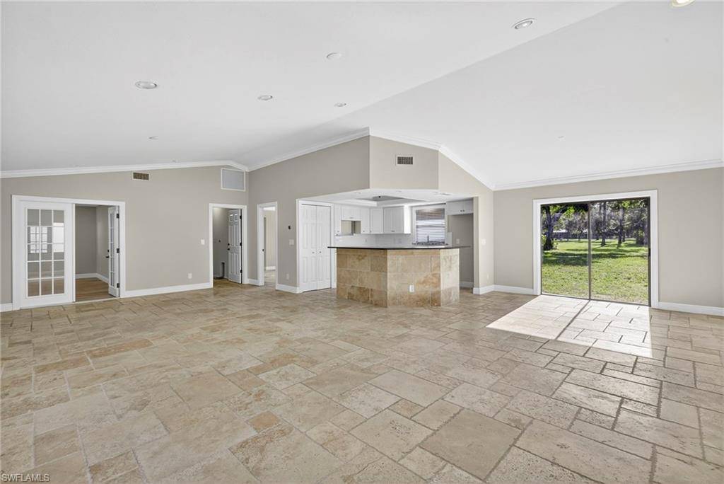 North Fort Myers, FL 33917,10735 Clementine PL