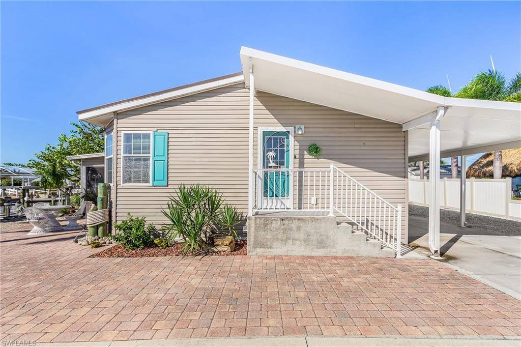 St. James City, FL 33956,5025 Curlew DR