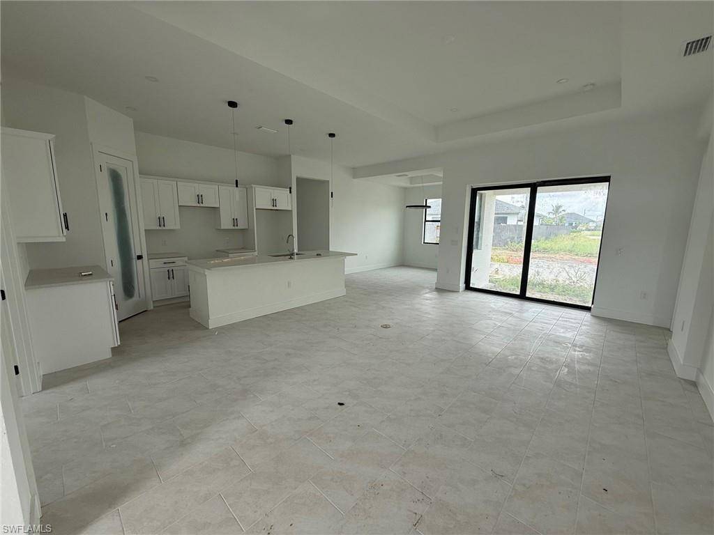 Cape Coral, FL 33993,131 NW 7th TER