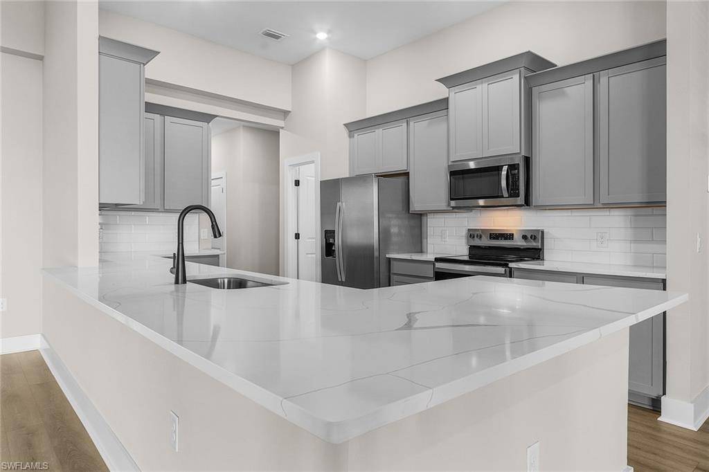 Cape Coral, FL 33914,4145 SW 10th AVE