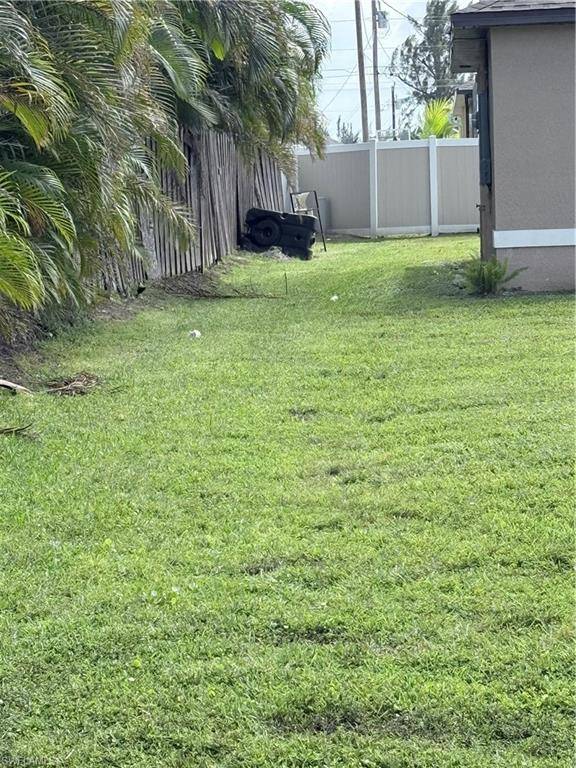 Cape Coral, FL 33991,2000 SW 3rd ST