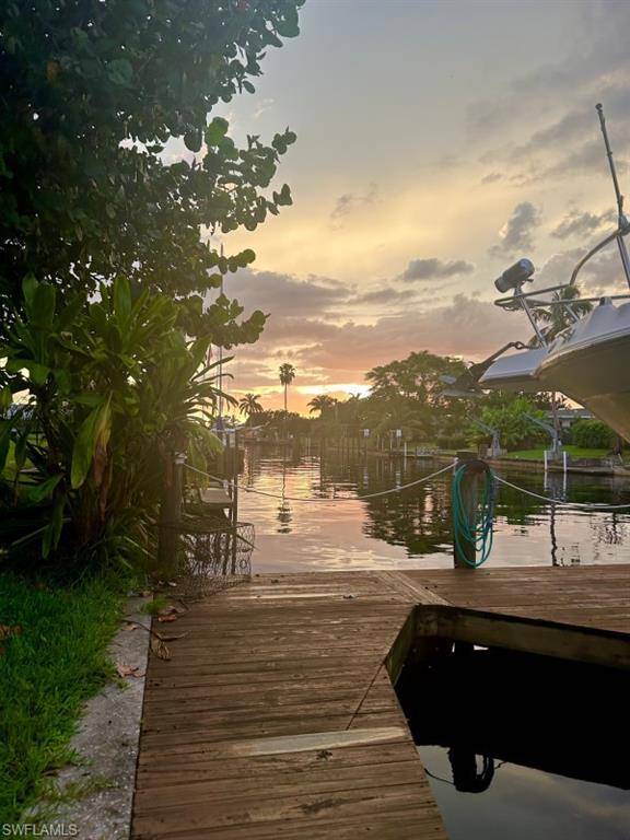 Cape Coral, FL 33990,2305 SE 16th ST