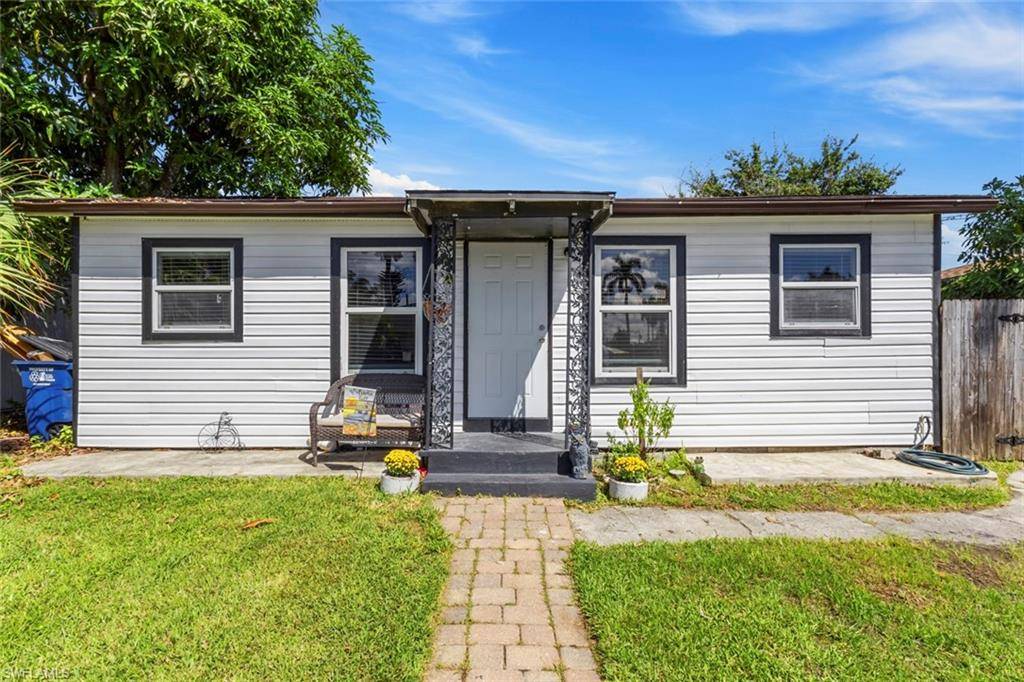 North Fort Myers, FL 33903,26 Cypress ST