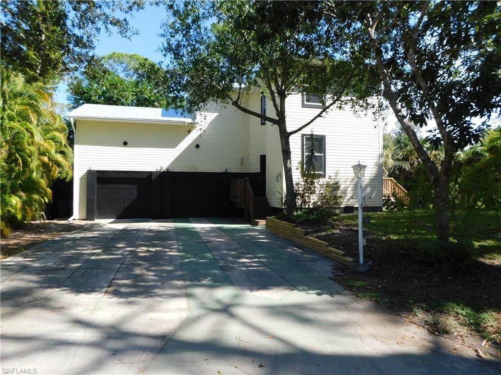North Fort Myers, FL 33917,16990 Laurelin CT