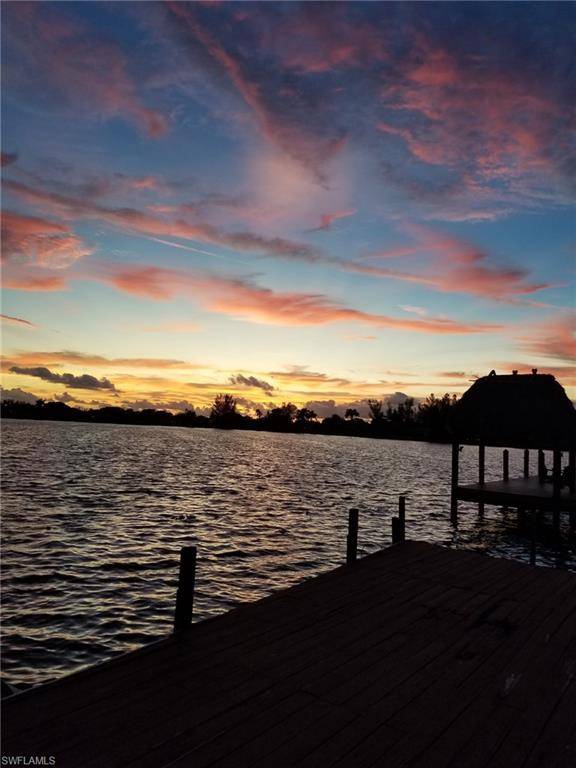 Cape Coral, FL 33991,1008 SW 4th PL