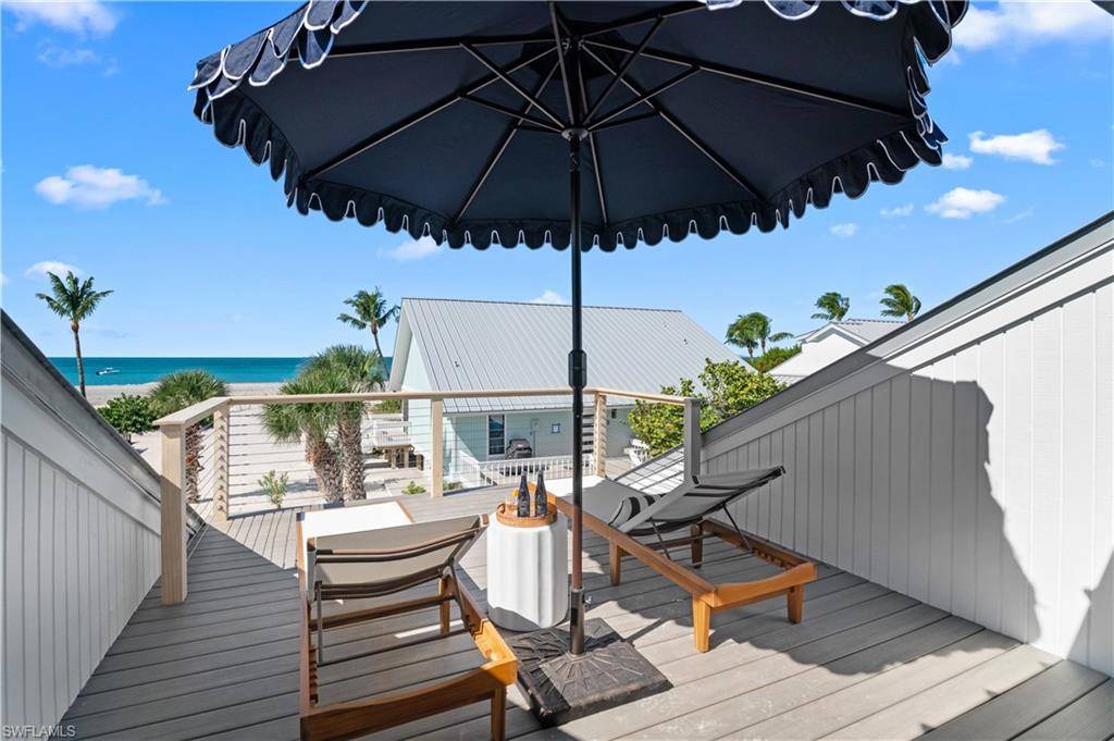 Captiva, FL 33924,24 Beach Homes