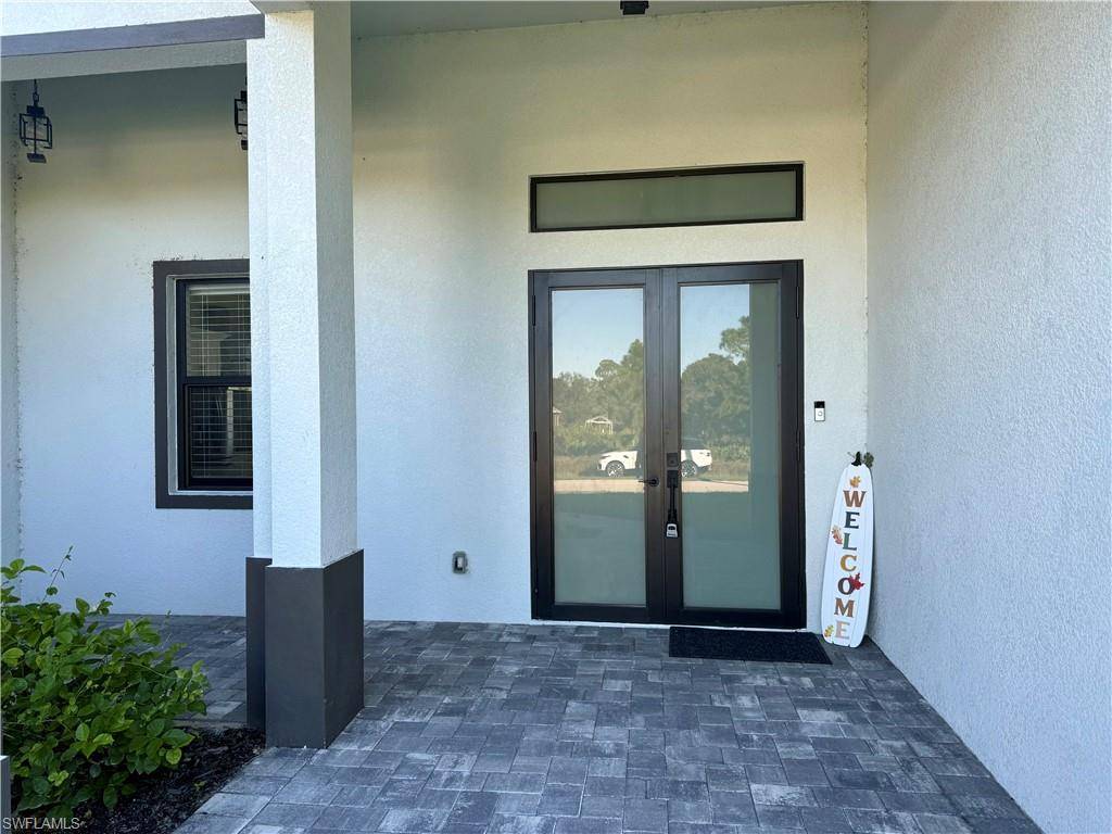 Lehigh Acres, FL 33974,1023 Bank AVE S